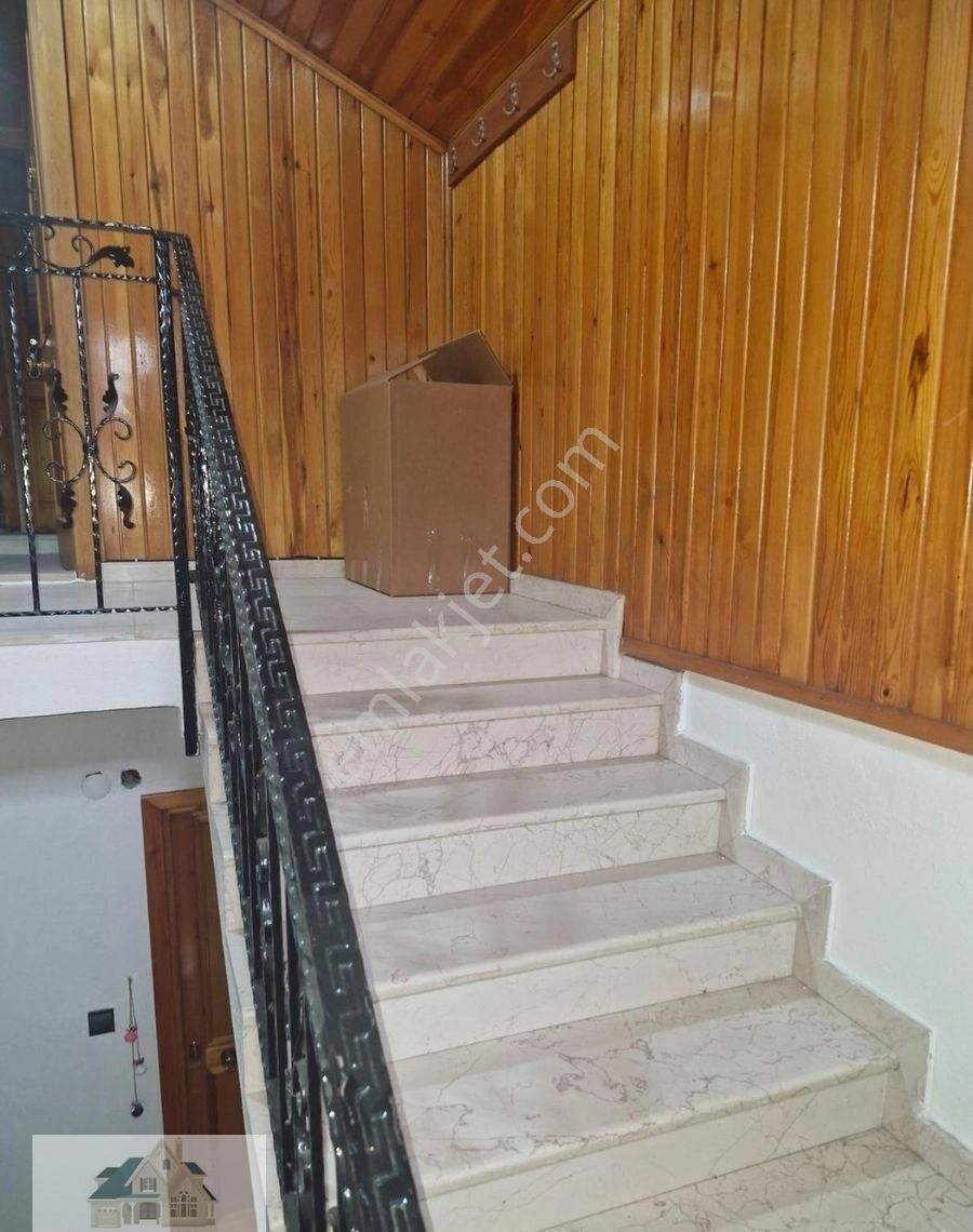 Seah Yürüme Mesafesinde 2+1 İçi Özel Lambiri Yapılı 100 M2 3. Kat Kiralık - Görsel 25