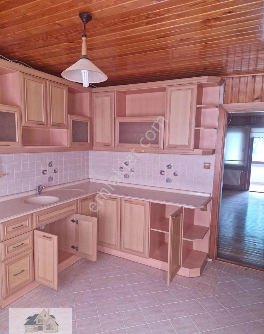 Seah Yürüme Mesafesinde 2+1 İçi Özel Lambiri Yapılı 100 M2 3. Kat Kiralık - Görsel 2