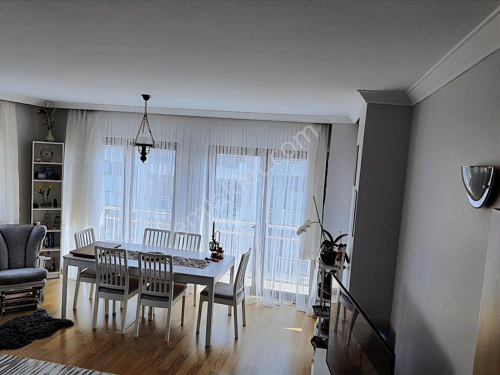 Halkalı Laleşehir Konaklarında 2+1 Satılık Daire - Görsel 6