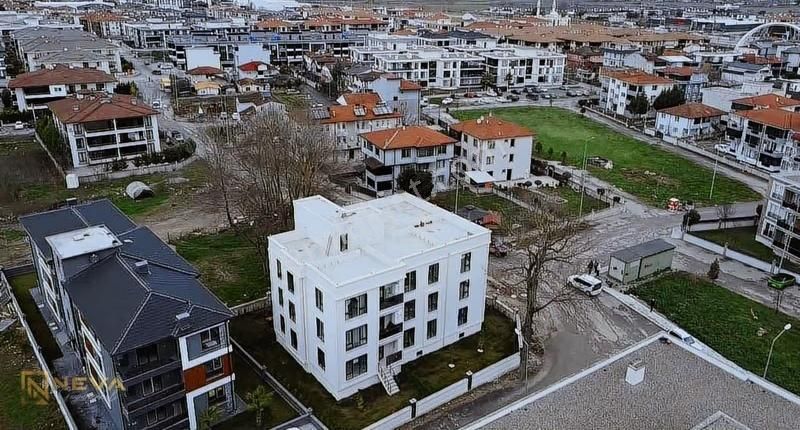 Serdivan Yazlık'ta Satılık Yer Altı Otoparklı Sıfır 2+1 Daire - Görsel 20