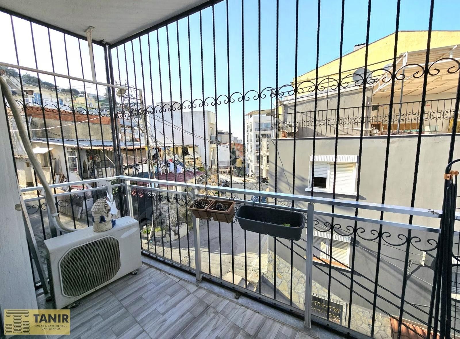 Kuşadası Merkez Satılık 1+1 Daire - Görsel 10