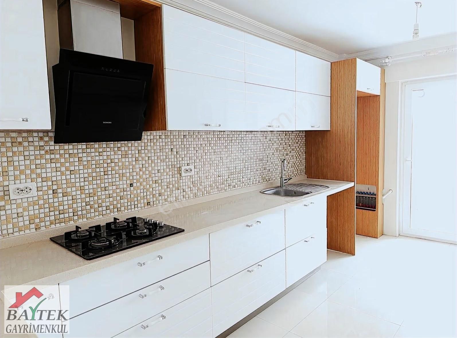 Çankaya A. Öveçler'de Ön Cephe Otoparklı Ve Asansörlü! 3+1 Daire