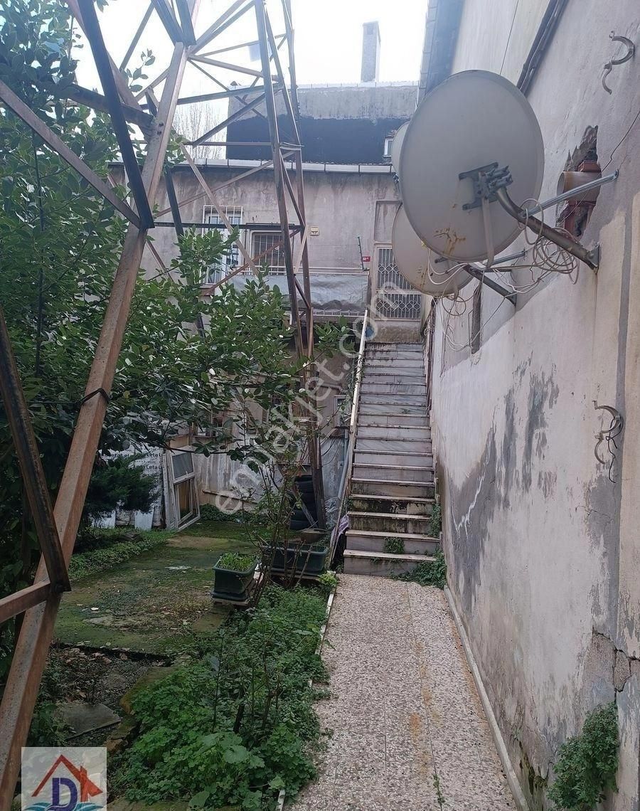 Üsküdar Yavuztürk Mahallesinde 2+1 Satılık Daire - Görsel 14