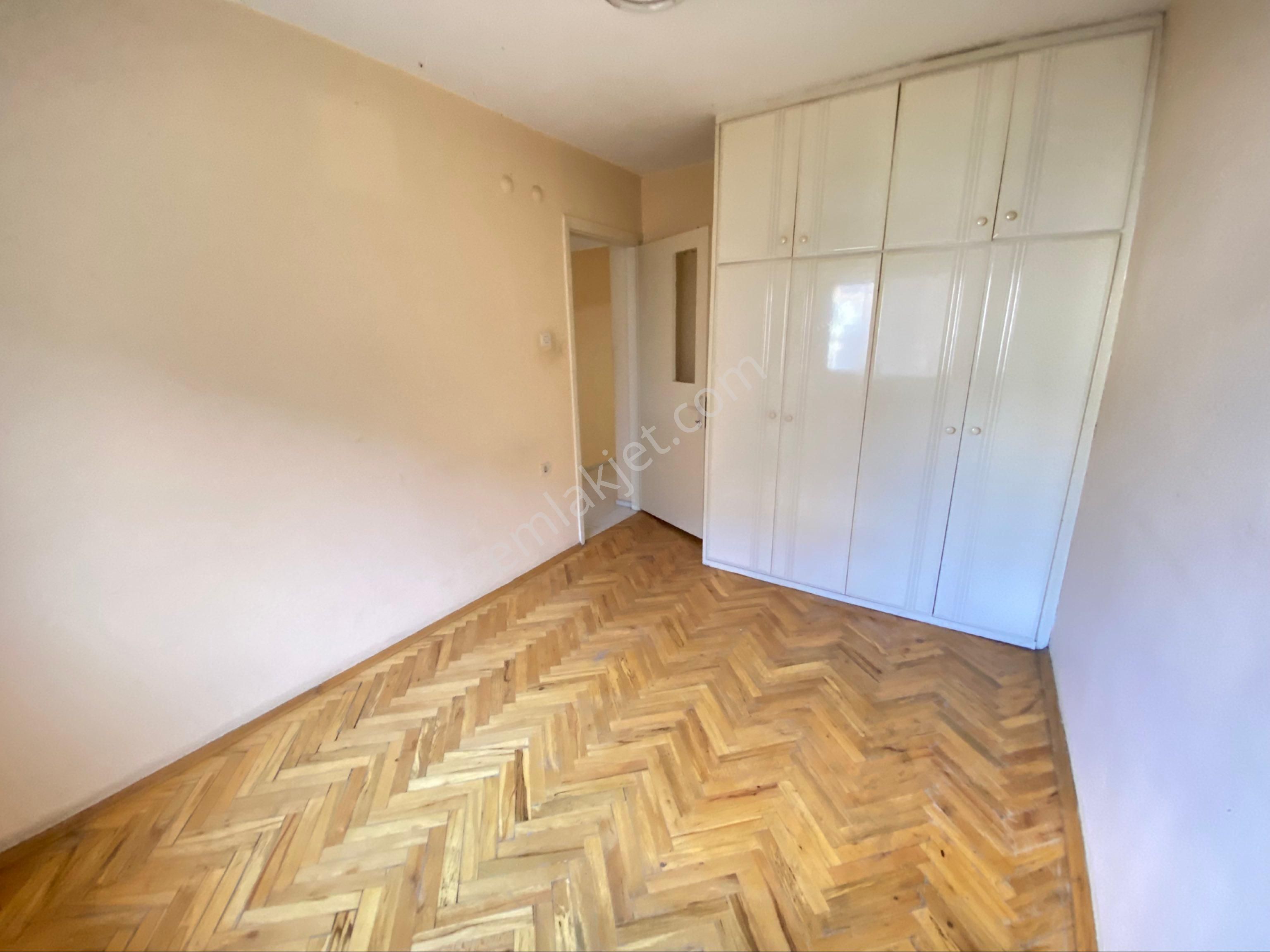 Nergiz Çarşısına Yakın2.kat Boş 2+1 Satılık Daire - Görsel 11