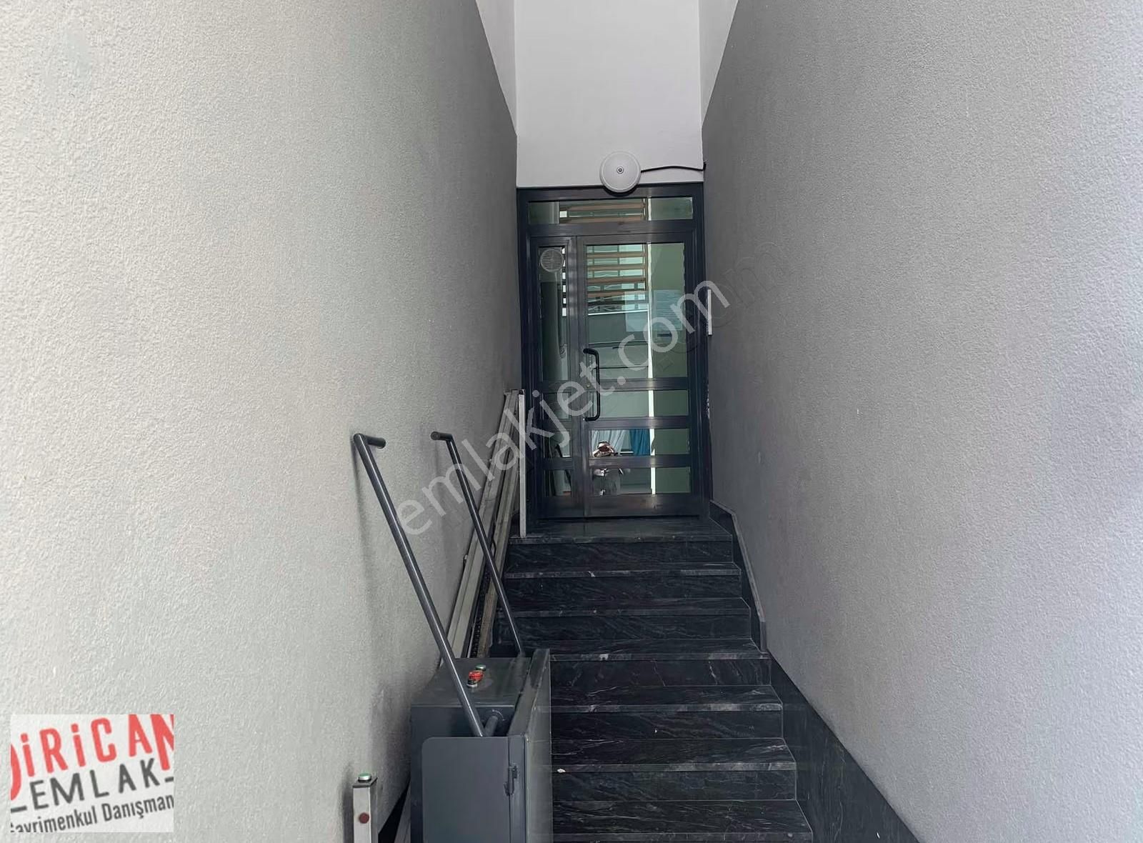 Dirican İstanbul Yolu Yakın Üst Düzey Redizans 2+0 Kapalı Mutfak - Görsel 13