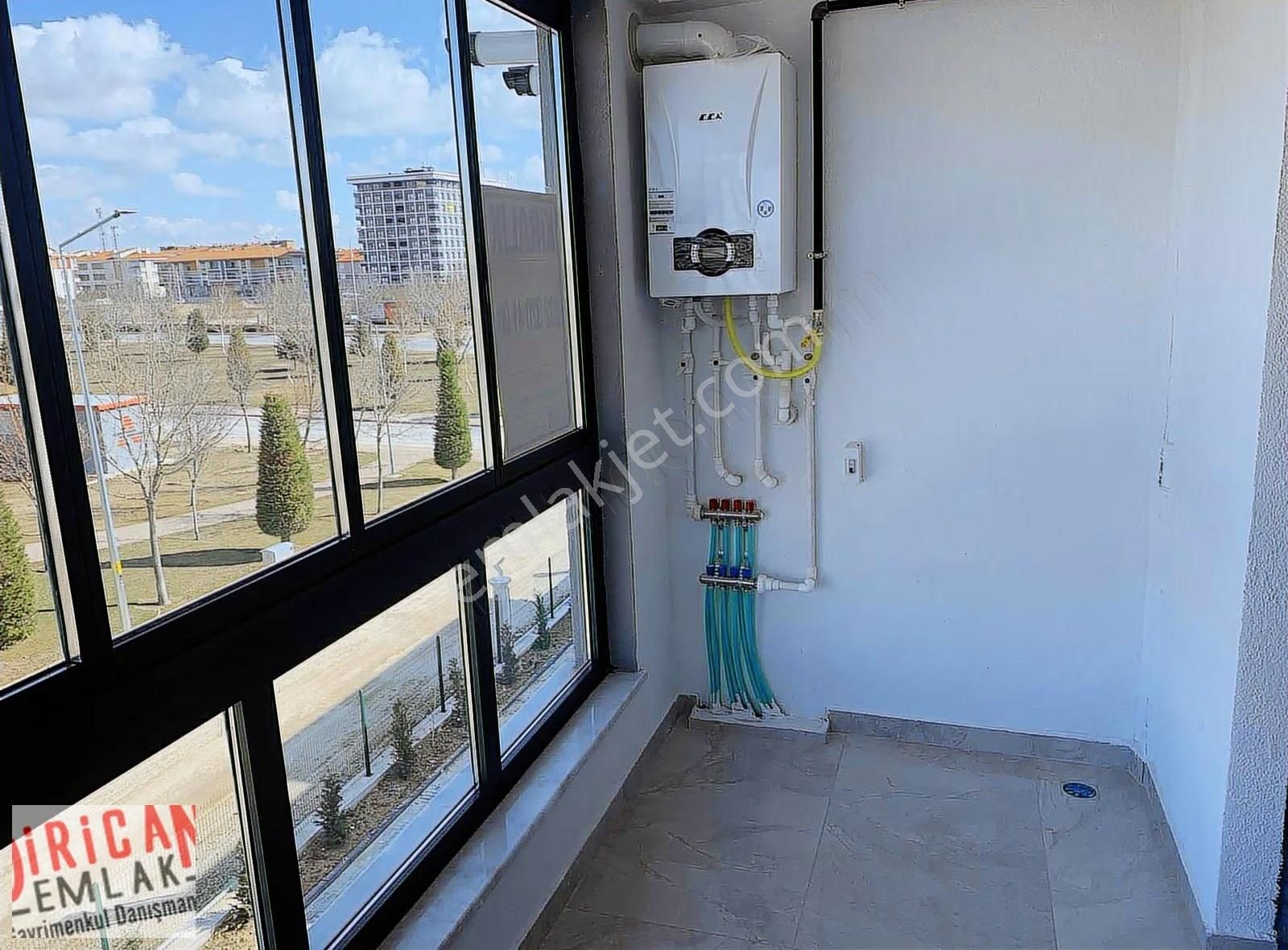 Dirican İstanbul Yolu Yakın Üst Düzey Redizans 2+0 Kapalı Mutfak - Görsel 14