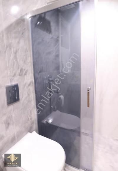 Azize Hüseyin'den Konyaaltında Denize İkinci Parselde Geniş 3+1 - Görsel 25