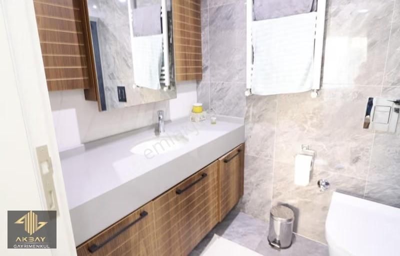 Azize Hüseyin'den Konyaaltında Denize İkinci Parselde Geniş 3+1 - Görsel 15