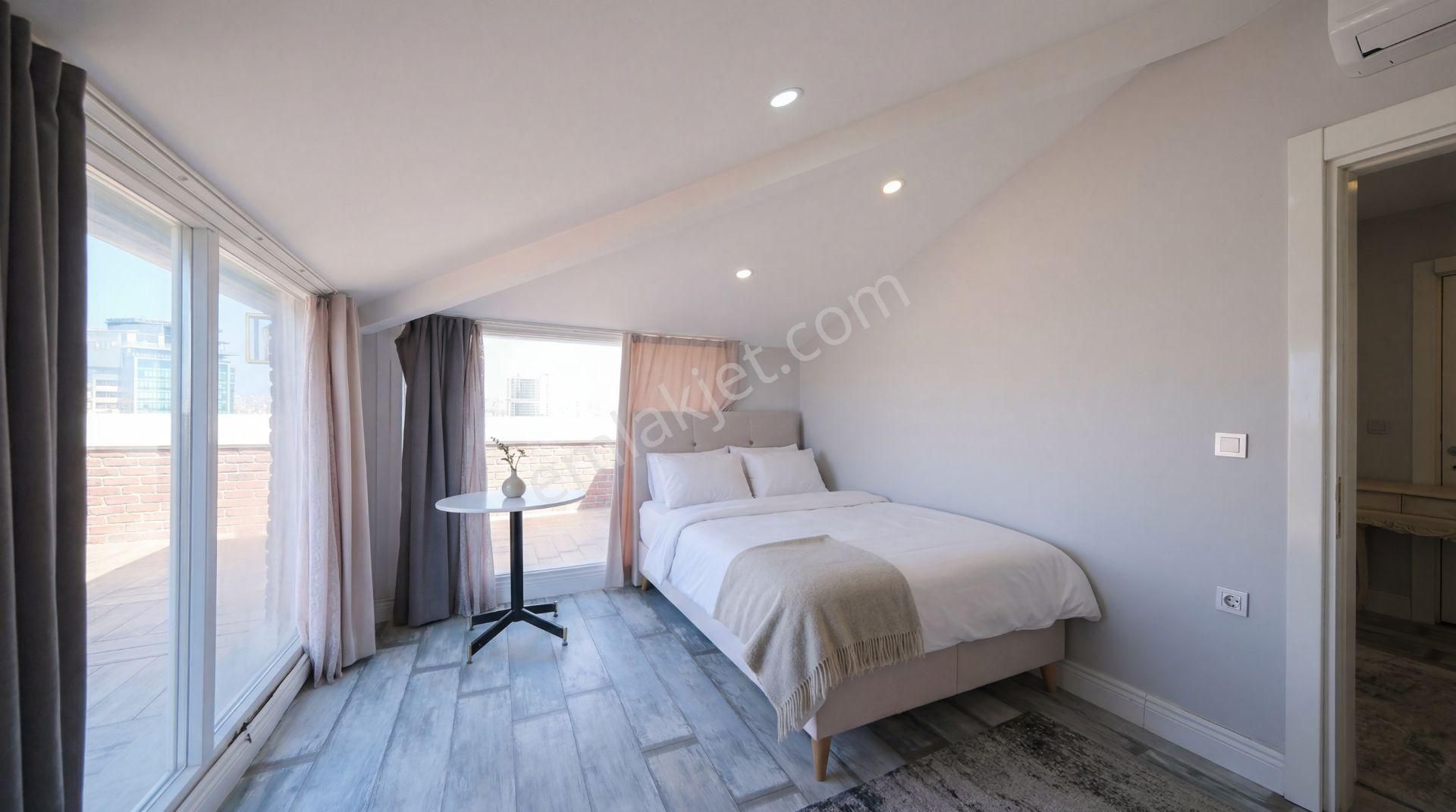 Sahrayıcedit Site İçi, Yüksek Tavanlı 4+2 Satılık Dubleks Daire - Görsel 19