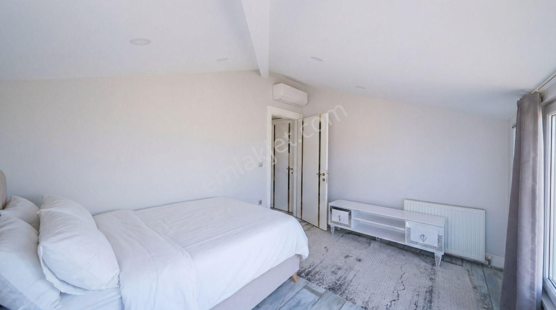 Sahrayıcedit Site İçi, Yüksek Tavanlı 4+2 Satılık Dubleks Daire - Görsel 20