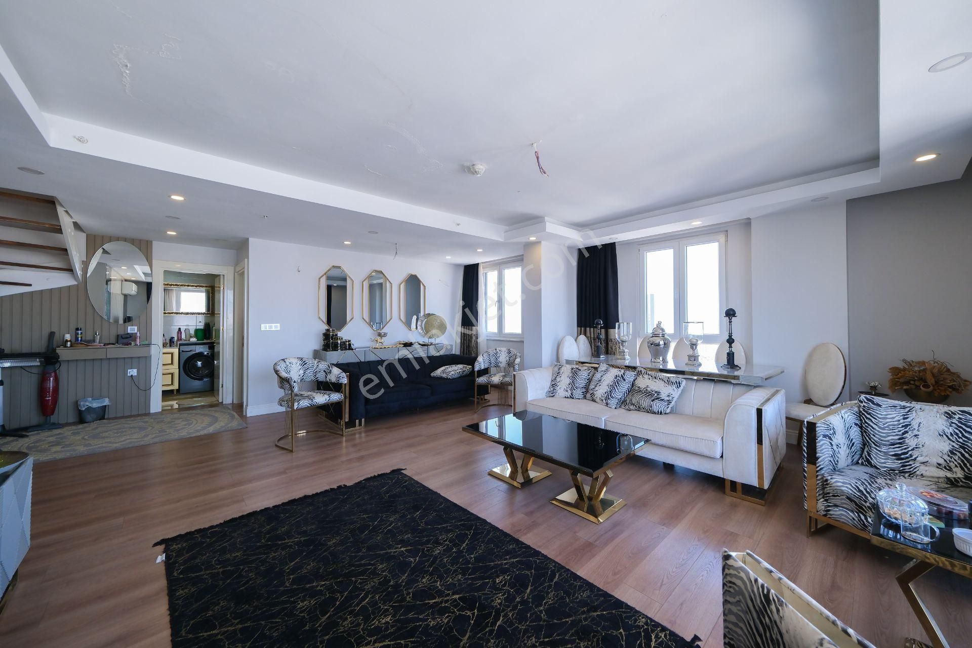 Sahrayıcedit Site İçi, Yüksek Tavanlı 4+2 Satılık Dubleks Daire - Görsel 8