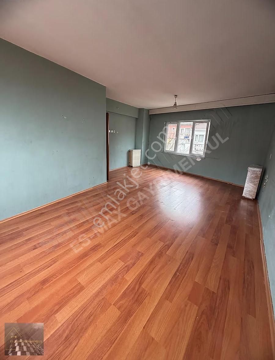 Yıldırım Umur Bey Mahallesinde Geniş 3+1 Kiralık Daire - Görsel 18