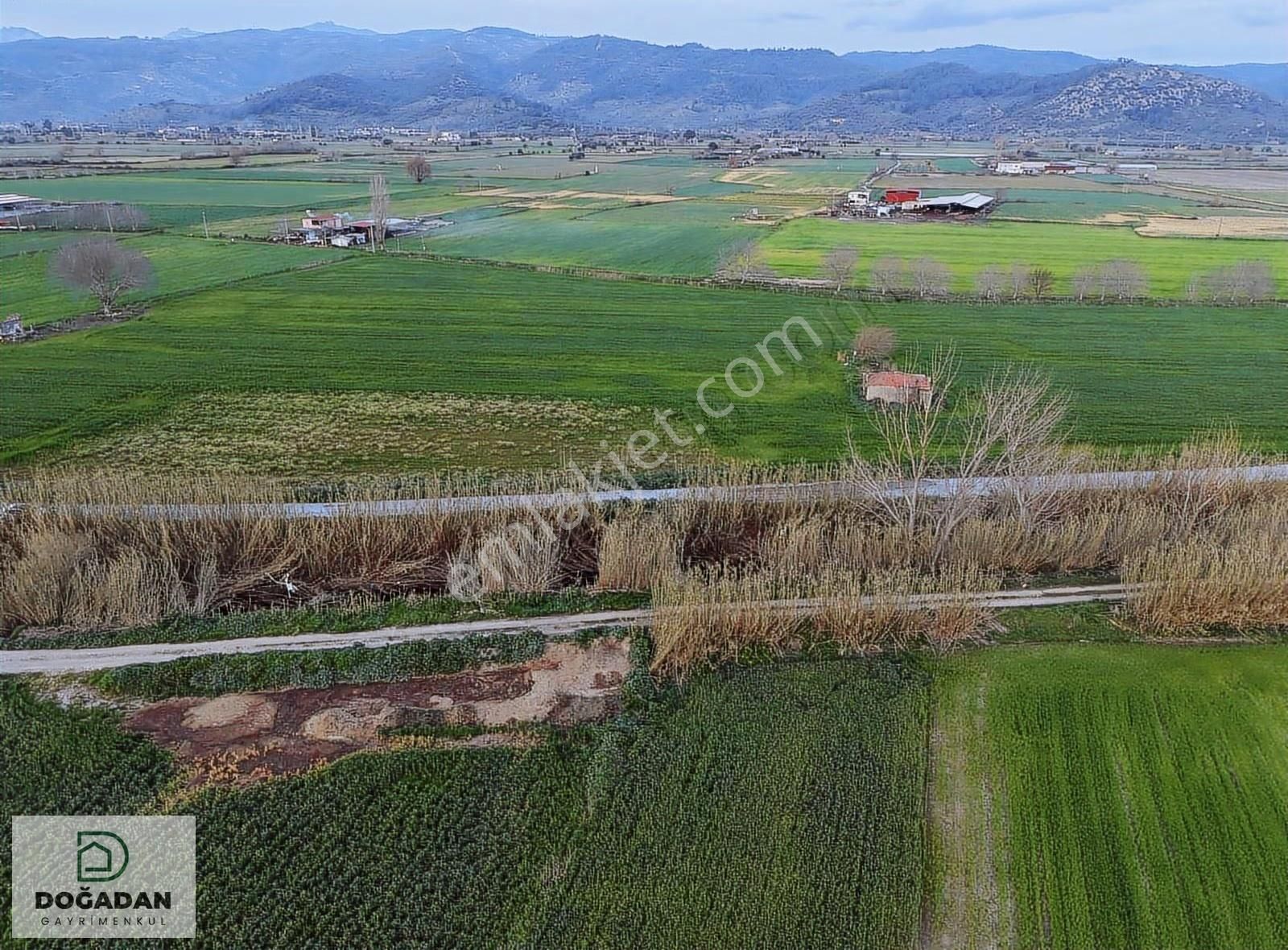 Doğadan Selimiye Merkezde Asfalta Cephe Yapı Koymaya Uygun Arazi - Görsel 26