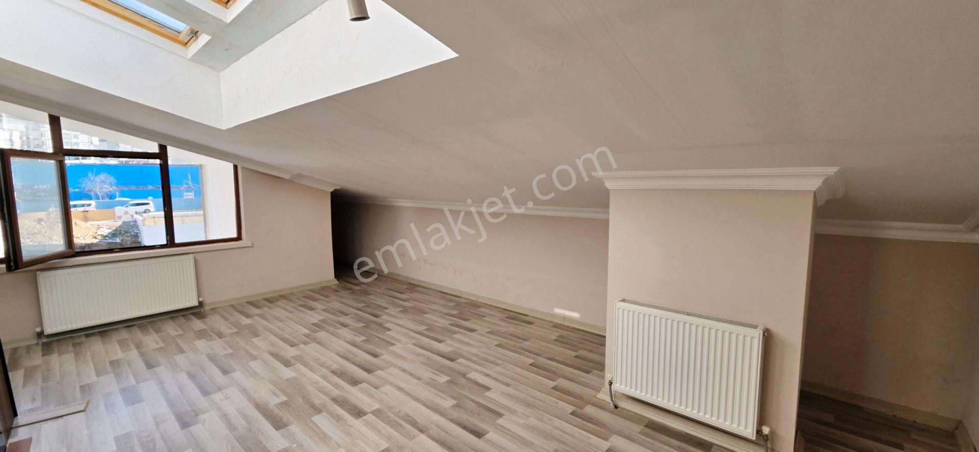 Dikmen Malazgirt'te Seyir Teraslı 5+2 Dubleks Daire Bu Fiyata - Görsel 29