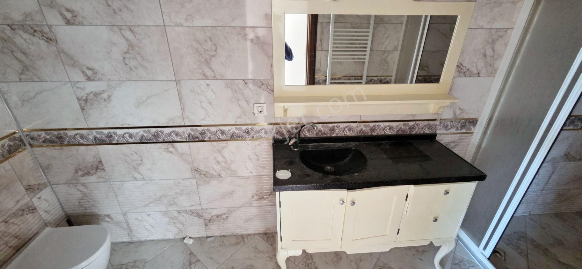 Dikmen Malazgirt'te Seyir Teraslı 5+2 Dubleks Daire Bu Fiyata - Görsel 27