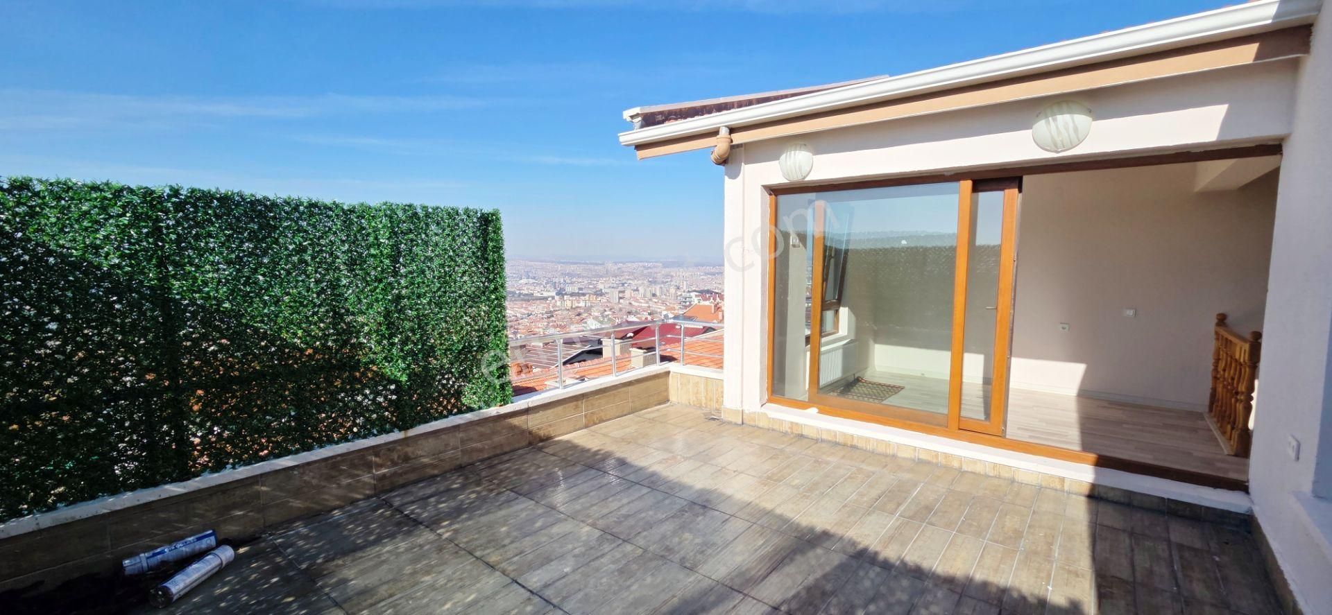 Dikmen Malazgirt'te Seyir Teraslı 5+2 Dubleks Daire Bu Fiyata - Görsel 24