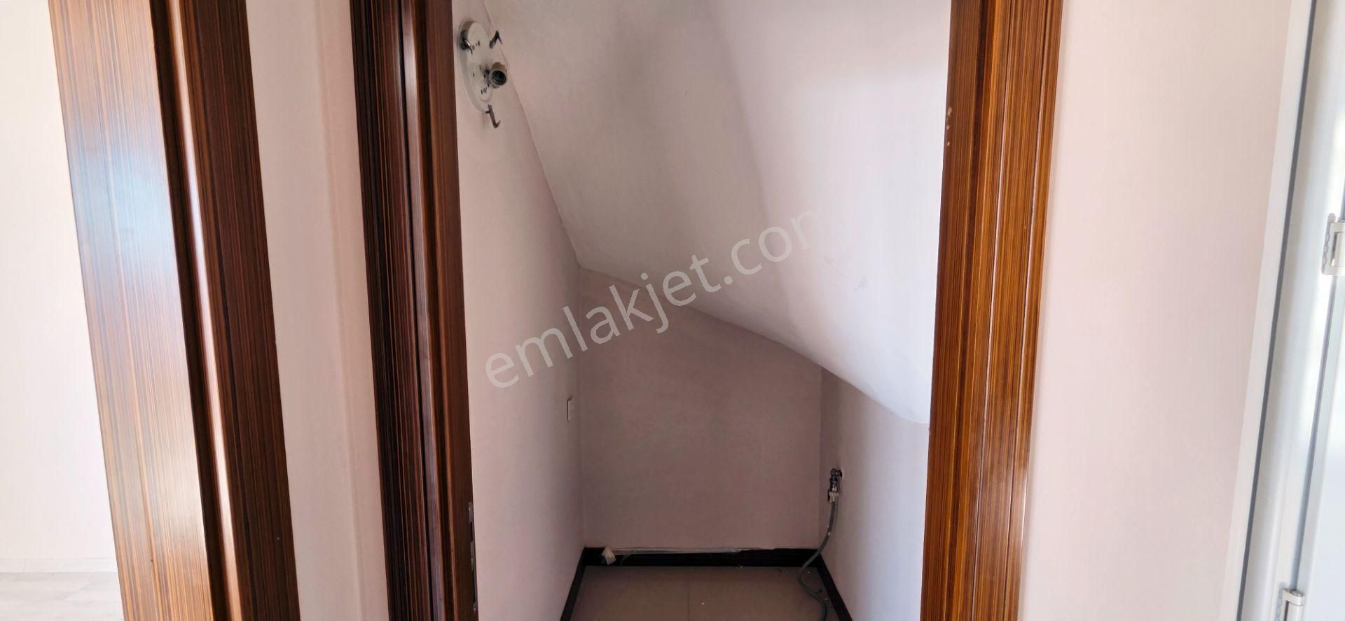 Dikmen Malazgirt'te Seyir Teraslı 5+2 Dubleks Daire Bu Fiyata - Görsel 20