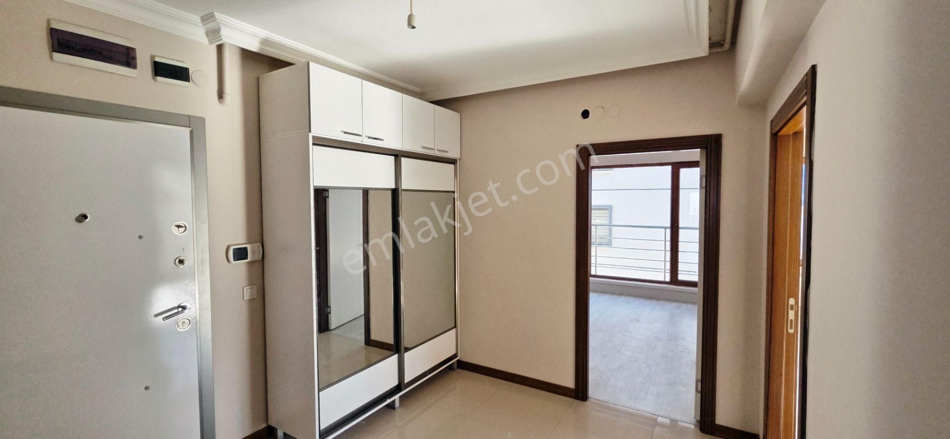 Dikmen Malazgirt'te Seyir Teraslı 5+2 Dubleks Daire Bu Fiyata - Görsel 12