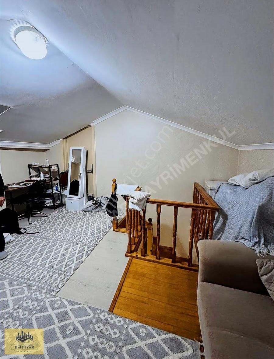 Sancaktepe Yenidoğan Safa Mahallesi 3+1 Satılık Üst Dublex - Görsel 6