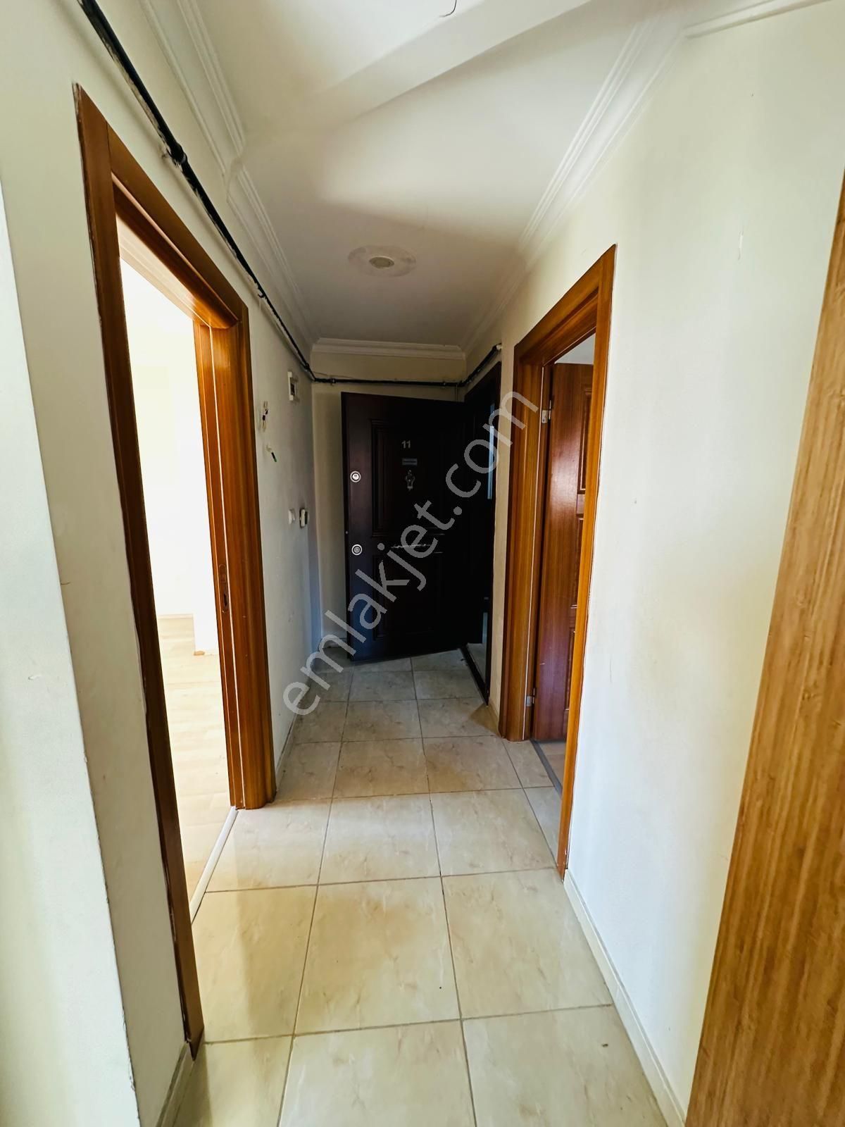 Sultançiftliği Mah 2+1 90m2 Kiralık Çatı Katı - Görsel 9
