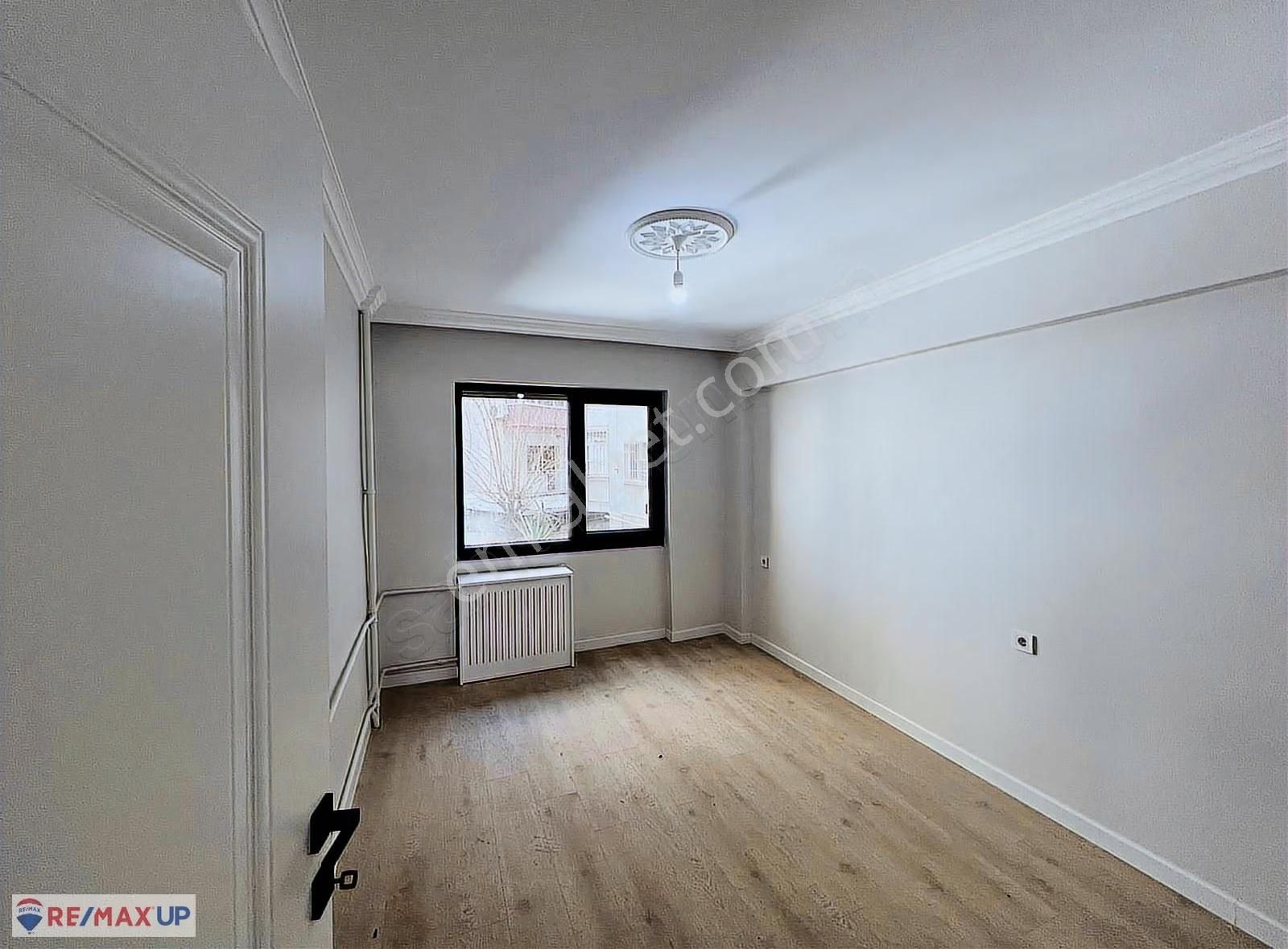 Alsancak Kültür Mah. Satılık 3+1 Daire (sıfır Tadilatlı) - Görsel 3