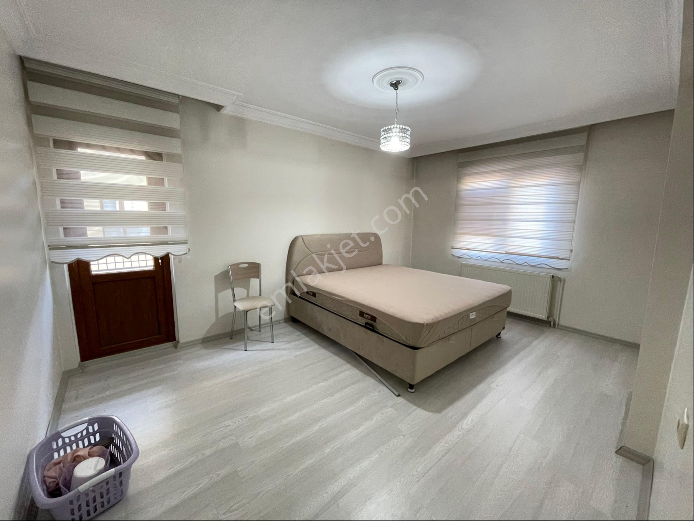 Keçiören Adananmendereste Ara Katta Yapılı Acill Satılık Daire - Görsel 6