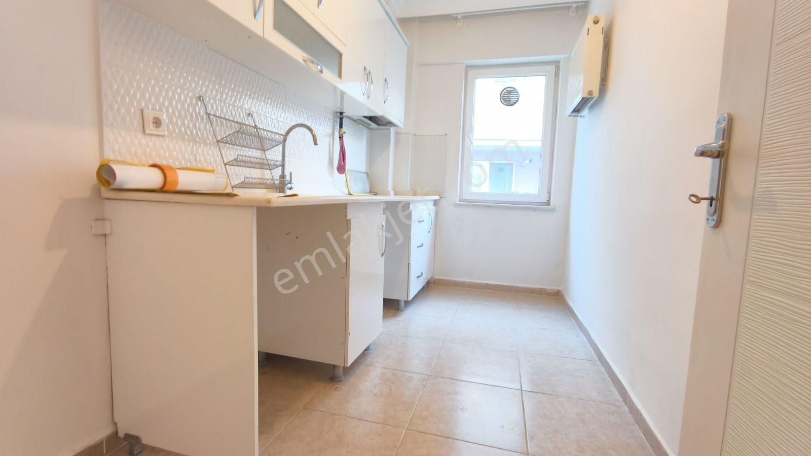 1+1 Barbaros Atam Kreş Yakını Ayrı Mutfaklı - Görsel 24