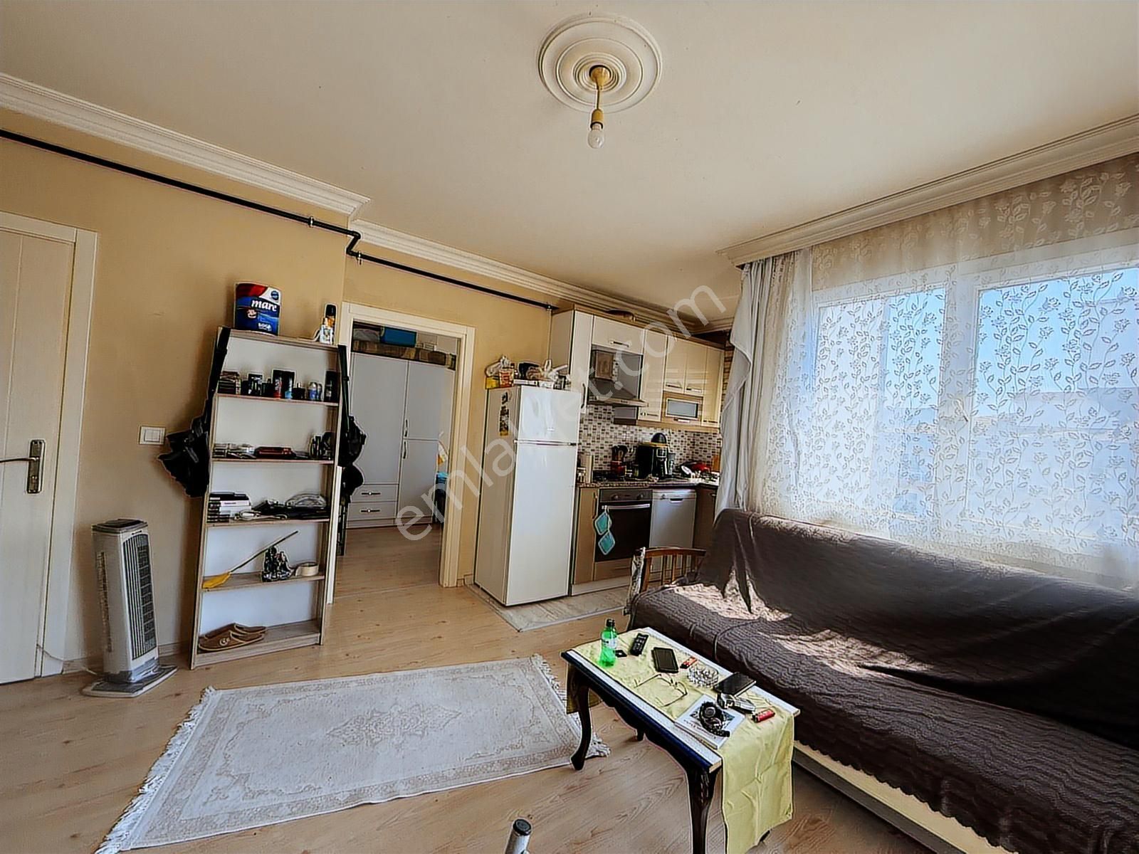 Bakırçay Üniversitesi'ne Yakın 1+1 Satılık Daire