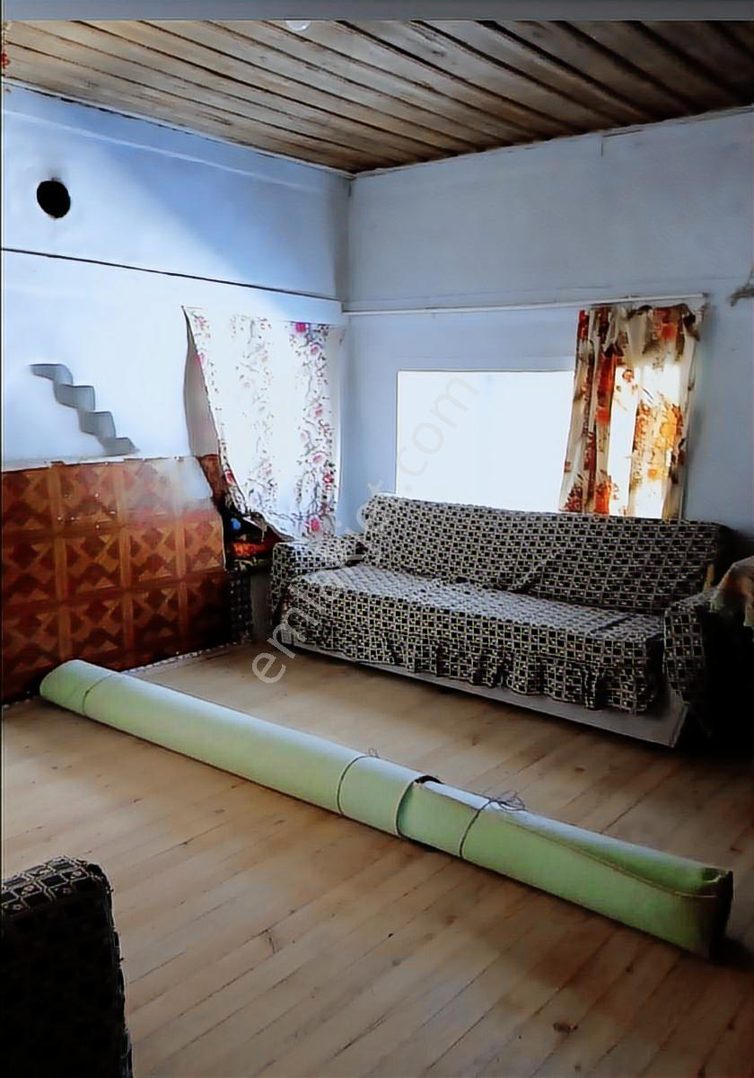 Küçük Bütçeyle Burdur Kemer Kayı Köyünde 913m2 İçinde Müstakil - Görsel 16
