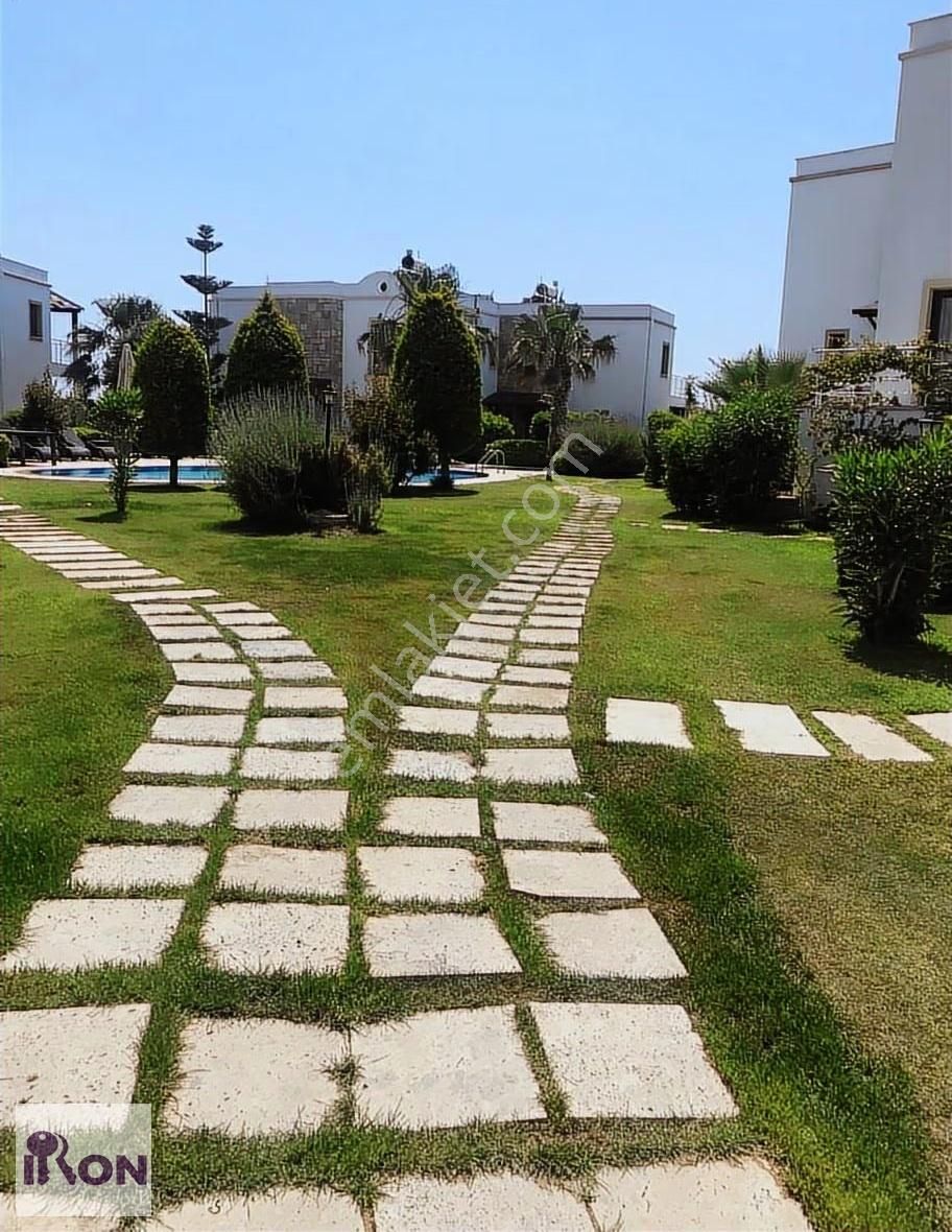 Bodrum Panaroma Villarında Havuzlu Özel İskeleli Deniz Manyazlık - Görsel 3