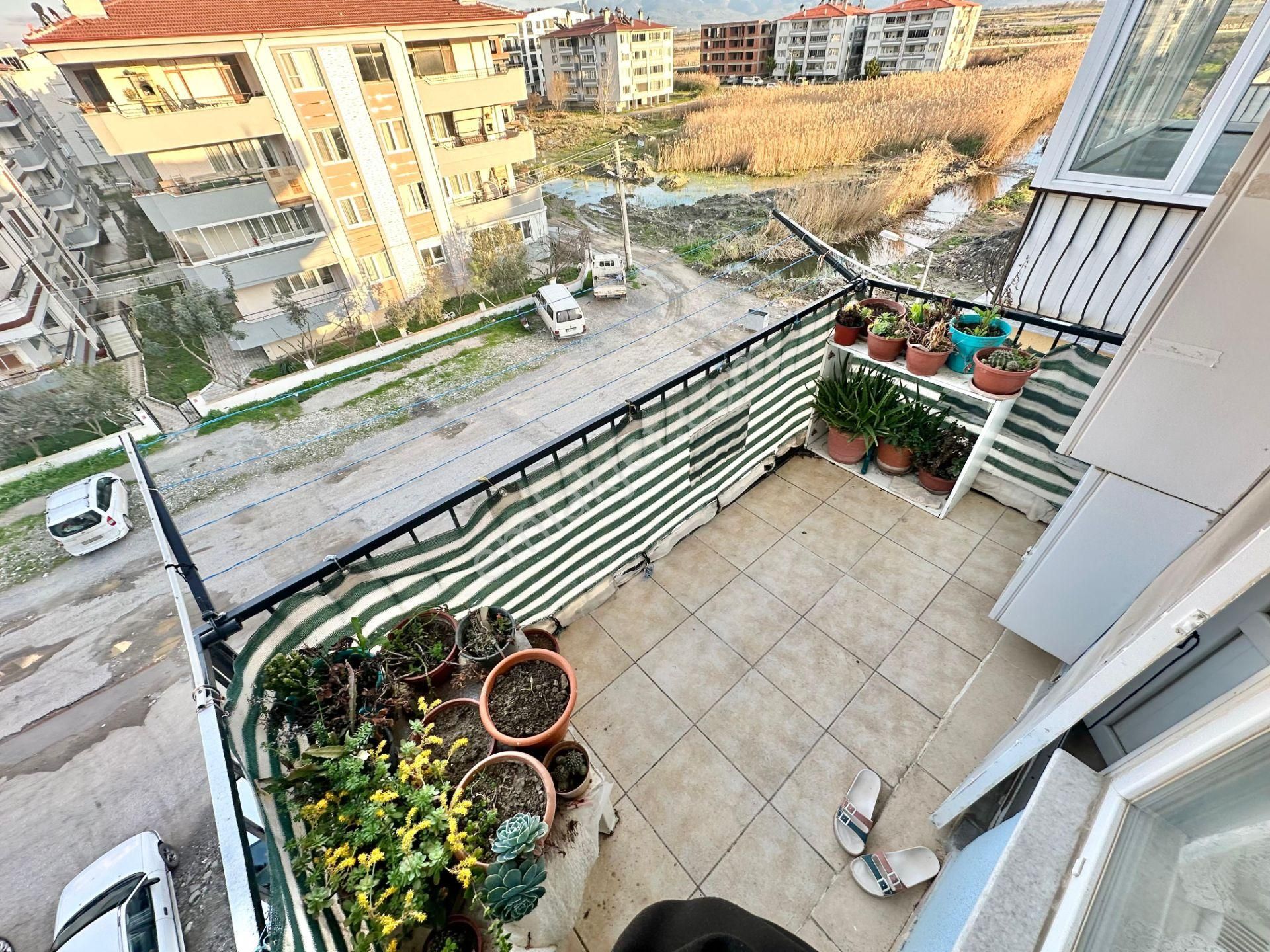 ꧁yetkili Ay Emlaktan꧁akçay'da Denize Yakın Ayrı Mutfaklı Kombili Satılık 3+1 Geniş Masrafsız Daire - Görsel 8