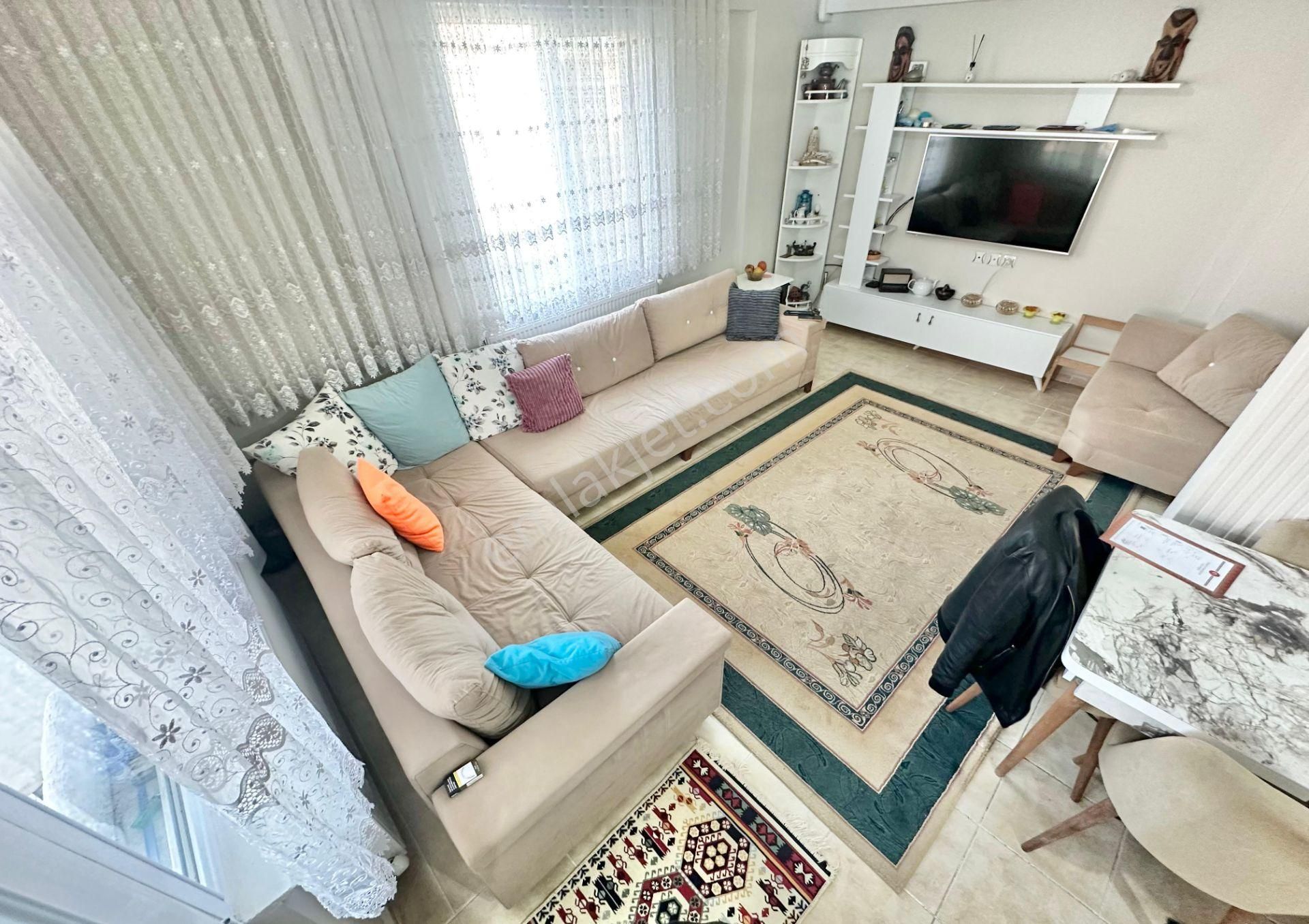 ꧁yetkili Ay Emlaktan꧁akçay'da Denize Yakın Ayrı Mutfaklı Kombili Satılık 3+1 Geniş Masrafsız Daire - Görsel 4