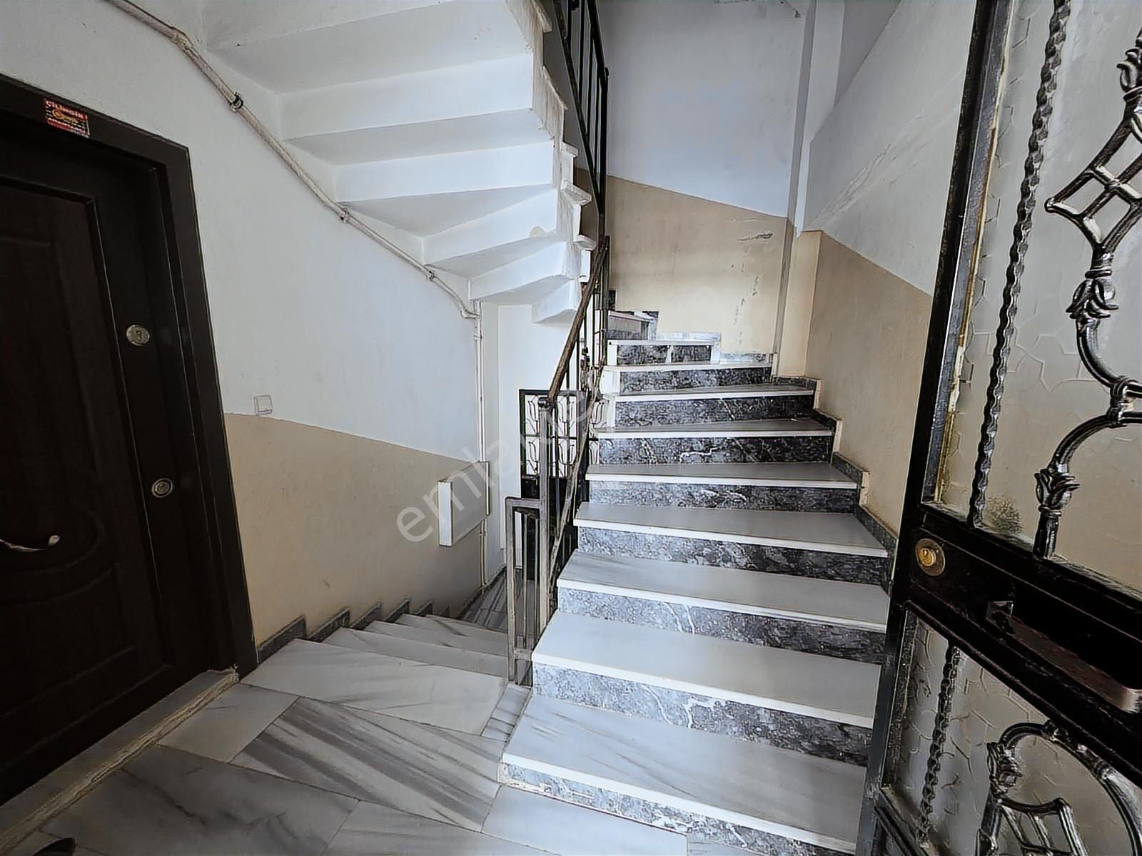 Mimar Emlak'tan Satılık 4+3 Tek Daire Üzeri 200m² Dubleks Daire - Görsel 2