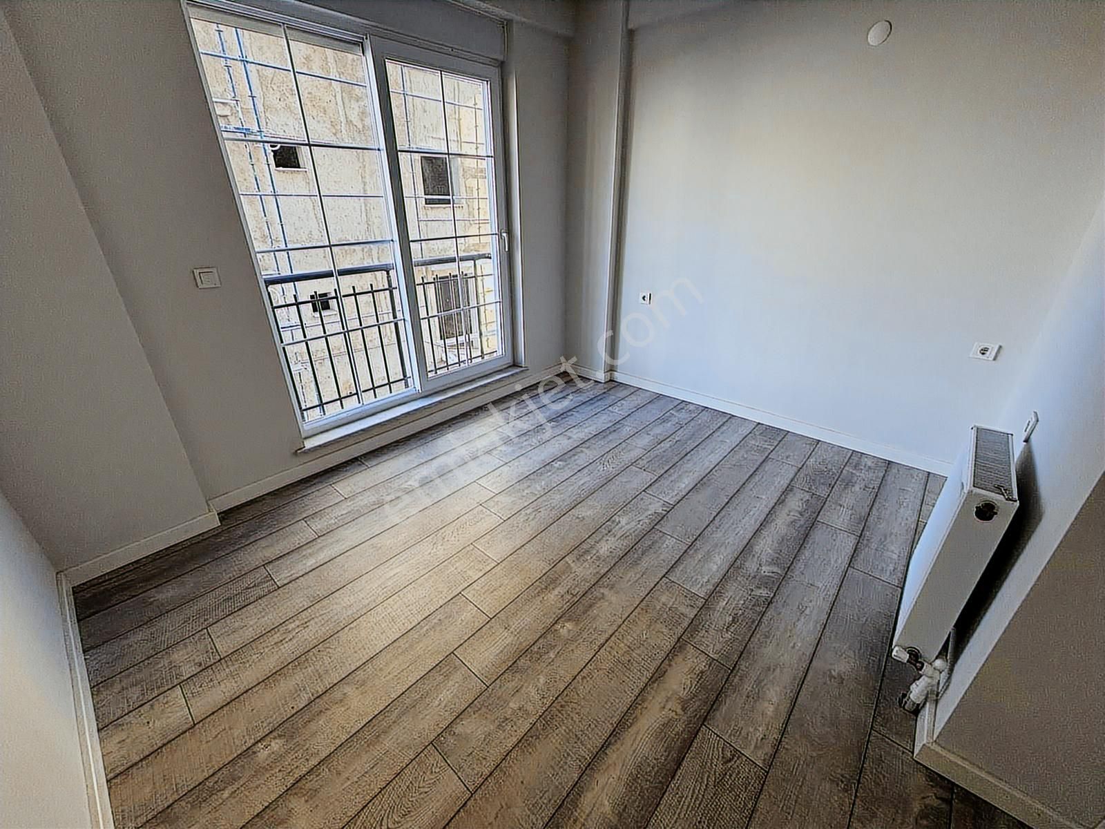 Acil Satılık 2+1 Doğalgazlı Sıfır Asansörlü Daire - Görsel 11