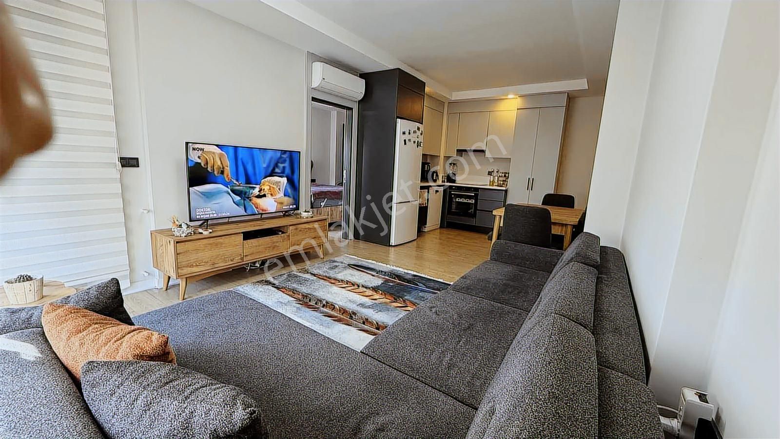 Altıntaş'ta Caddeye Yürüme Mesafesınde Eşyasız Kıralık 1 + 1