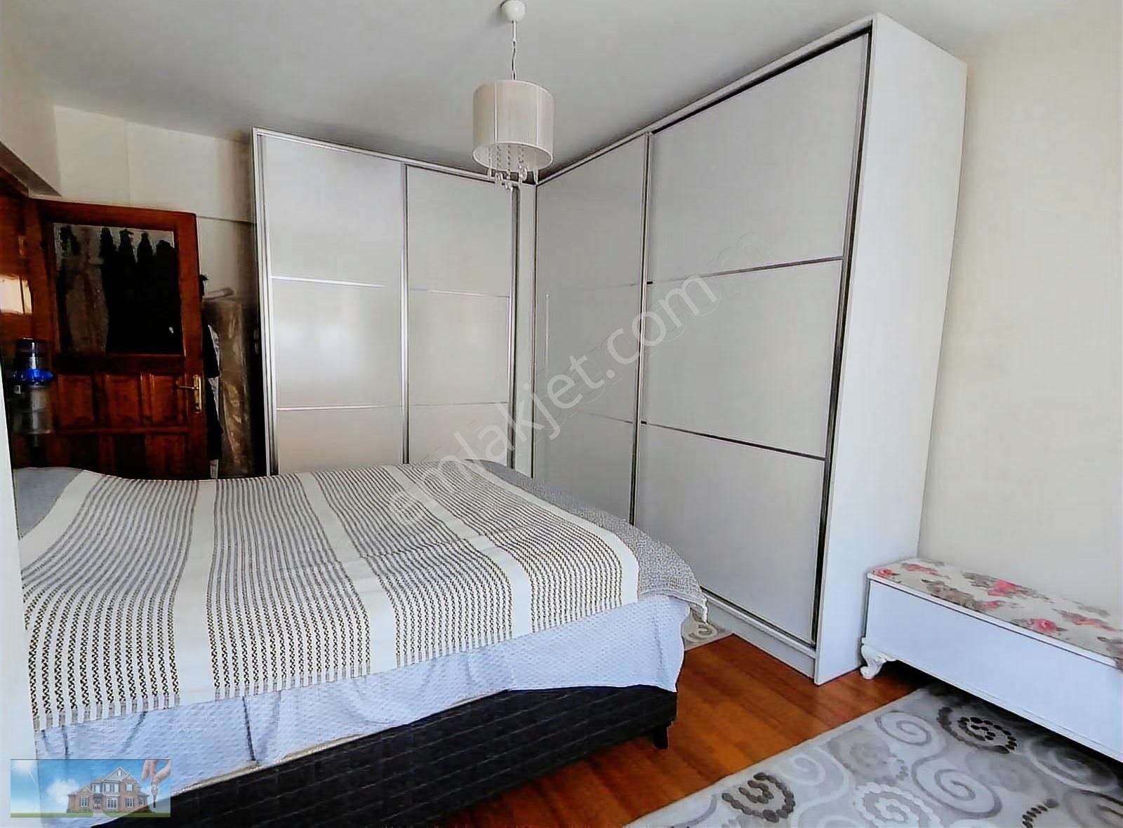 Barış'tan Yüksek Hisseli 140 M2 3+1 Geniş & Ferah Daire - Görsel 9