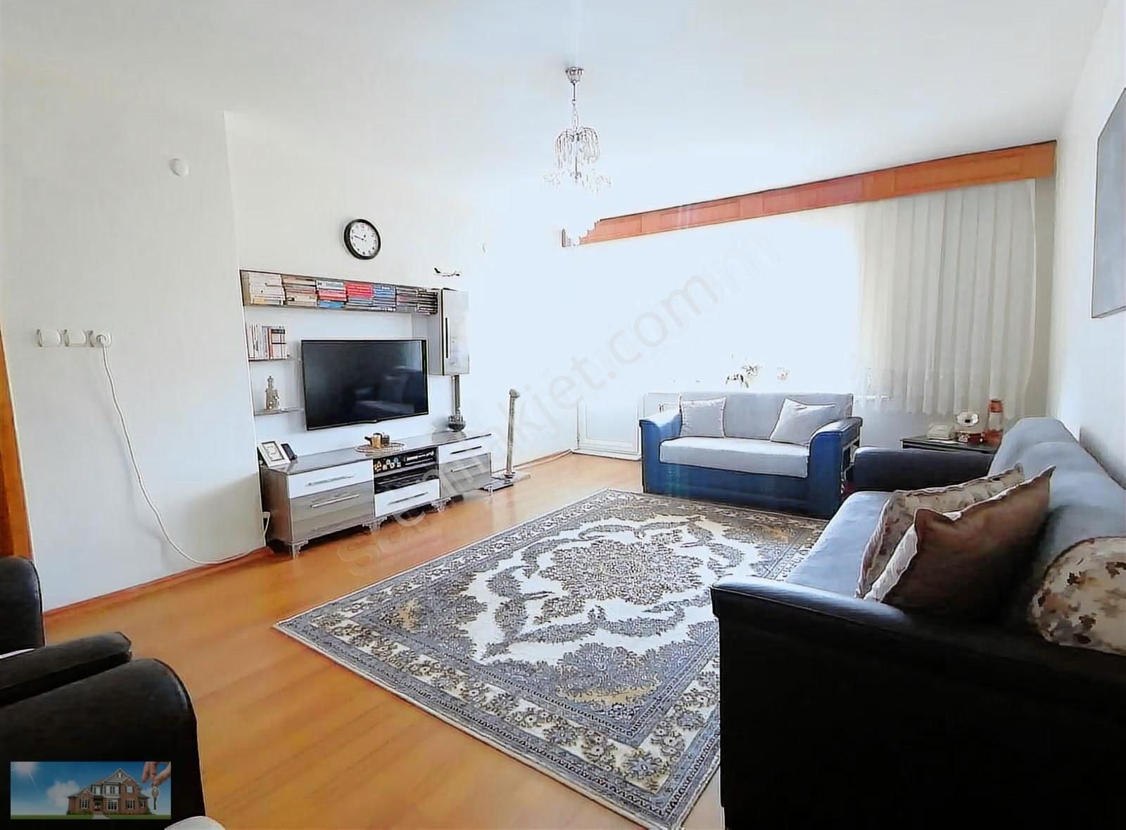 Barış'tan Yüksek Hisseli 140 M2 3+1 Geniş & Ferah Daire