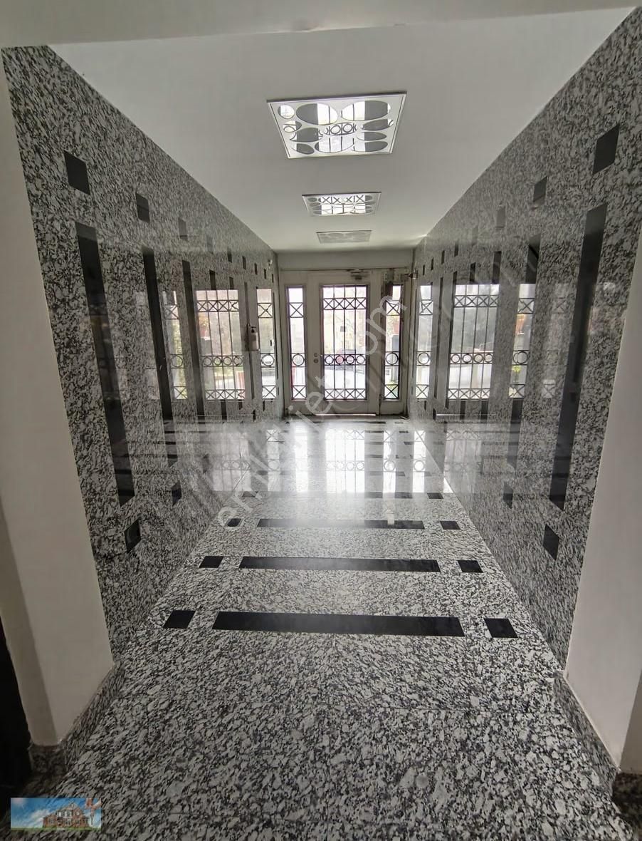 Barış'tan Asansörlü K.otoparklı 2+1 Krediye Uygun Arakat Daire - Görsel 16