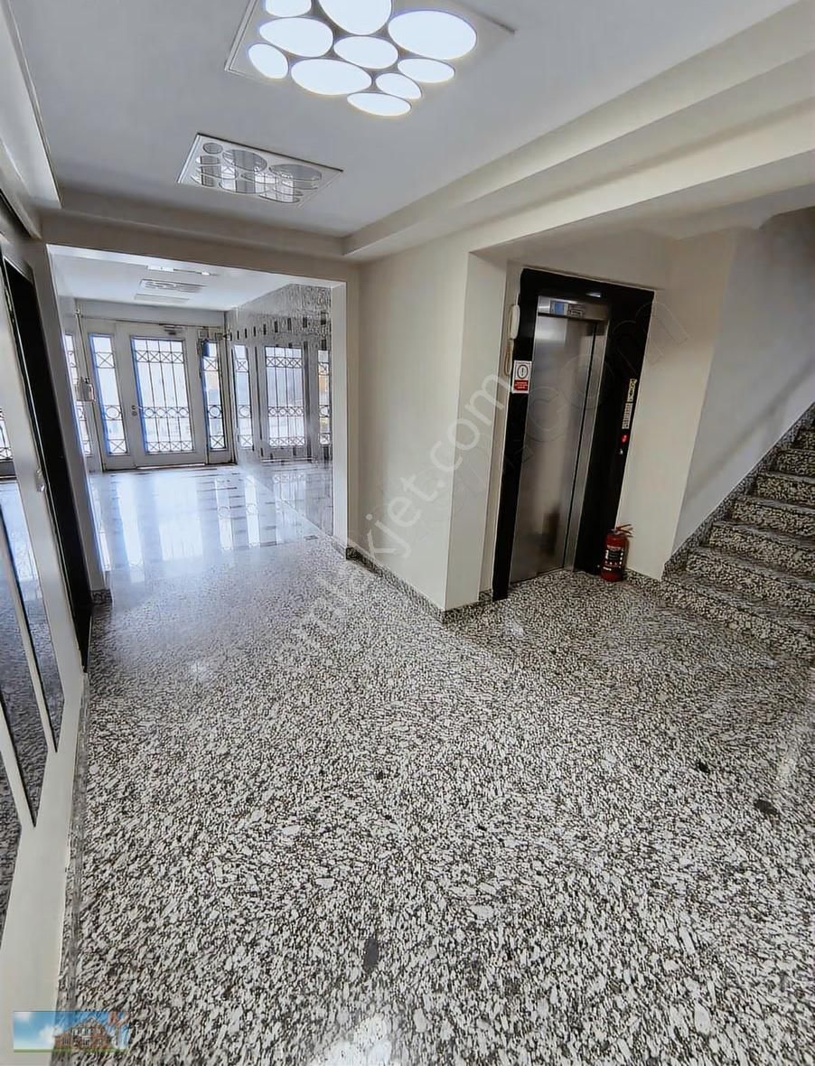 Barış'tan Asansörlü K.otoparklı 2+1 Krediye Uygun Arakat Daire - Görsel 29