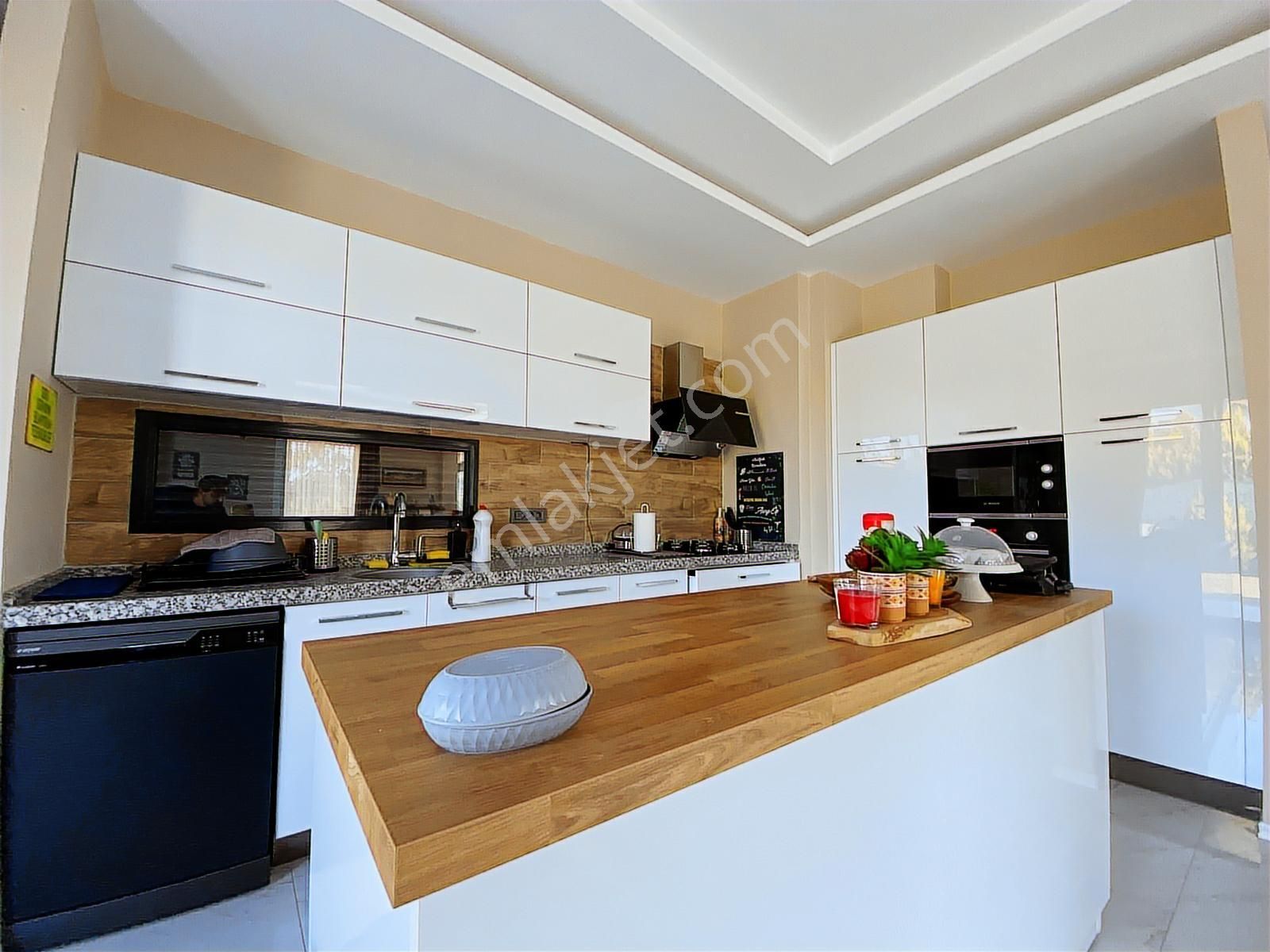 Urla Kuşçular'da Satılık 1.300 M2 Arsa İçerisinde 4+1 Villa - Görsel 14