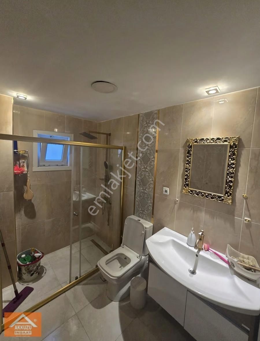 Eyüp Güzeltepe'de 3+1 Eşyalı Asansörlü Otoparklı Daire Akkuzu'da - Görsel 2