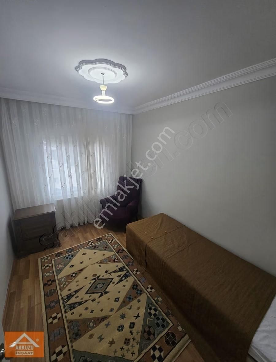 Eyüp Güzeltepe'de 3+1 Eşyalı Asansörlü Otoparklı Daire Akkuzu'da - Görsel 9