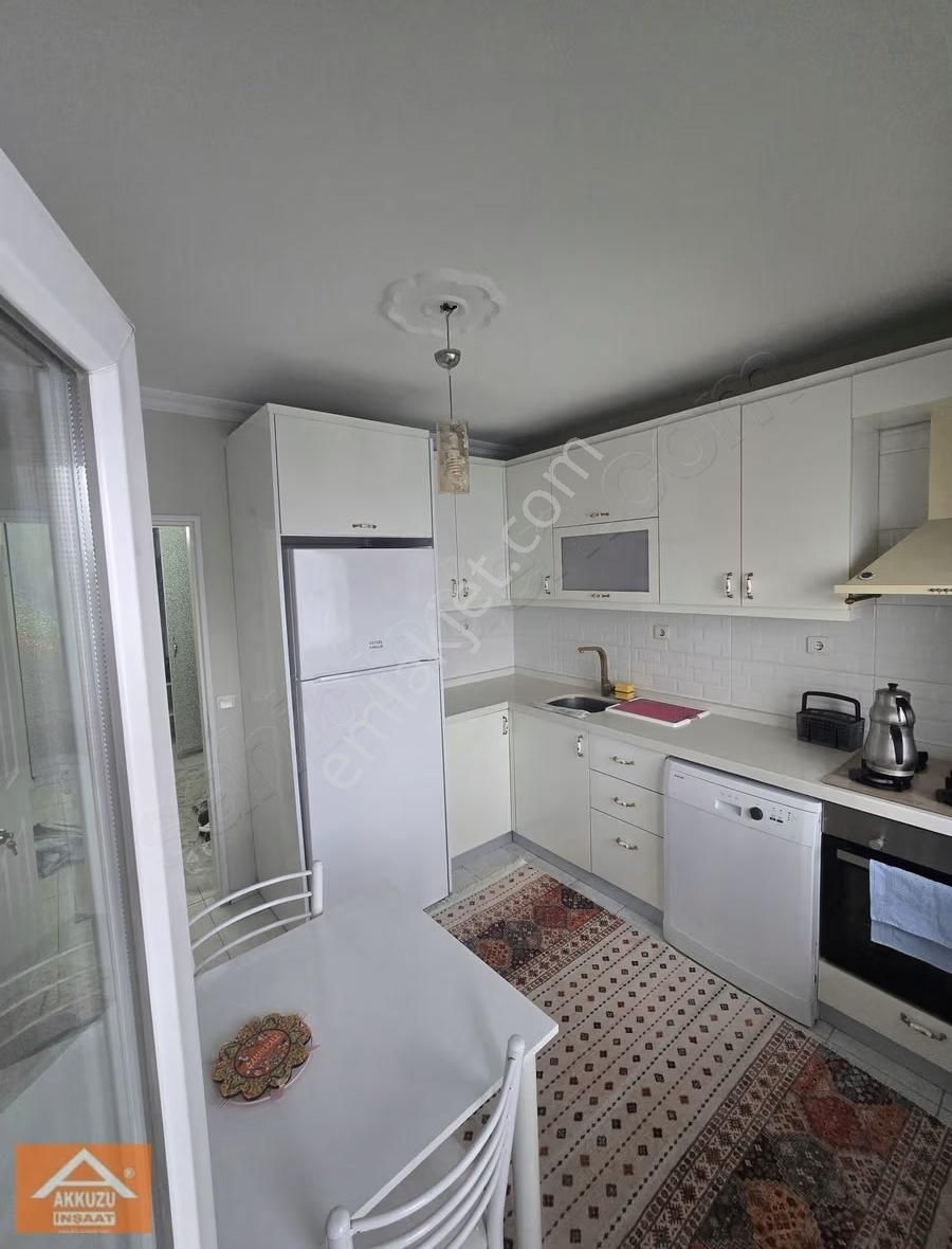 Eyüp Güzeltepe'de 3+1 Eşyalı Asansörlü Otoparklı Daire Akkuzu'da - Görsel 25