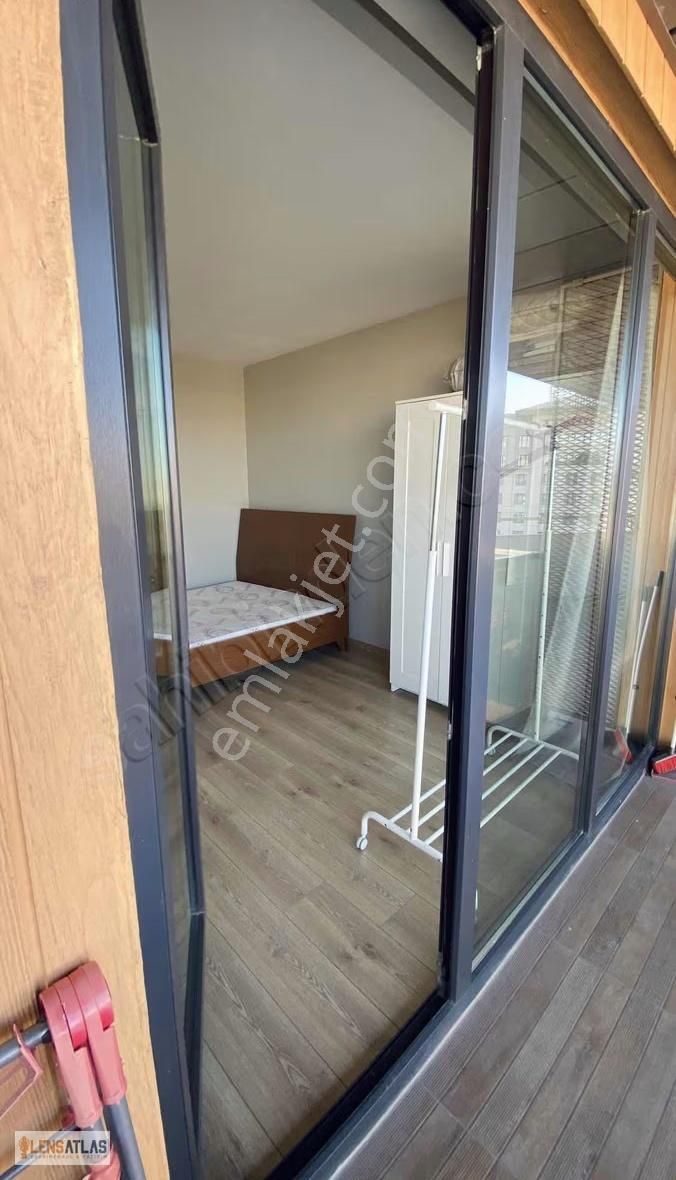 Lensatlas'tan Lens İstanbul'da Bakımlı Modern Eşyalı 1+1 Kiralık - Görsel 2