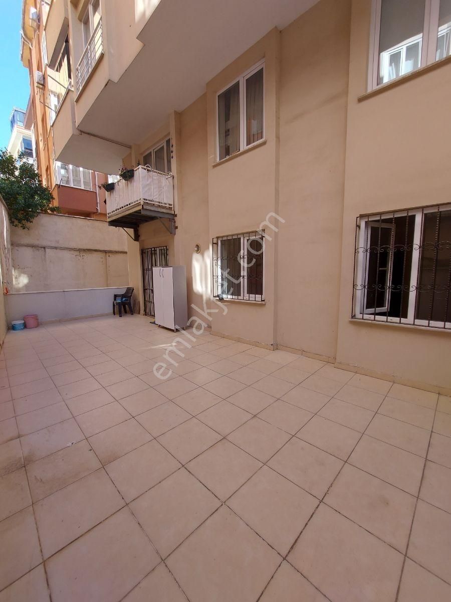Cumhuriyet Mah. Kiralık: Bahçe Katı & 35 M² Teraslı 2+1 Daire !!