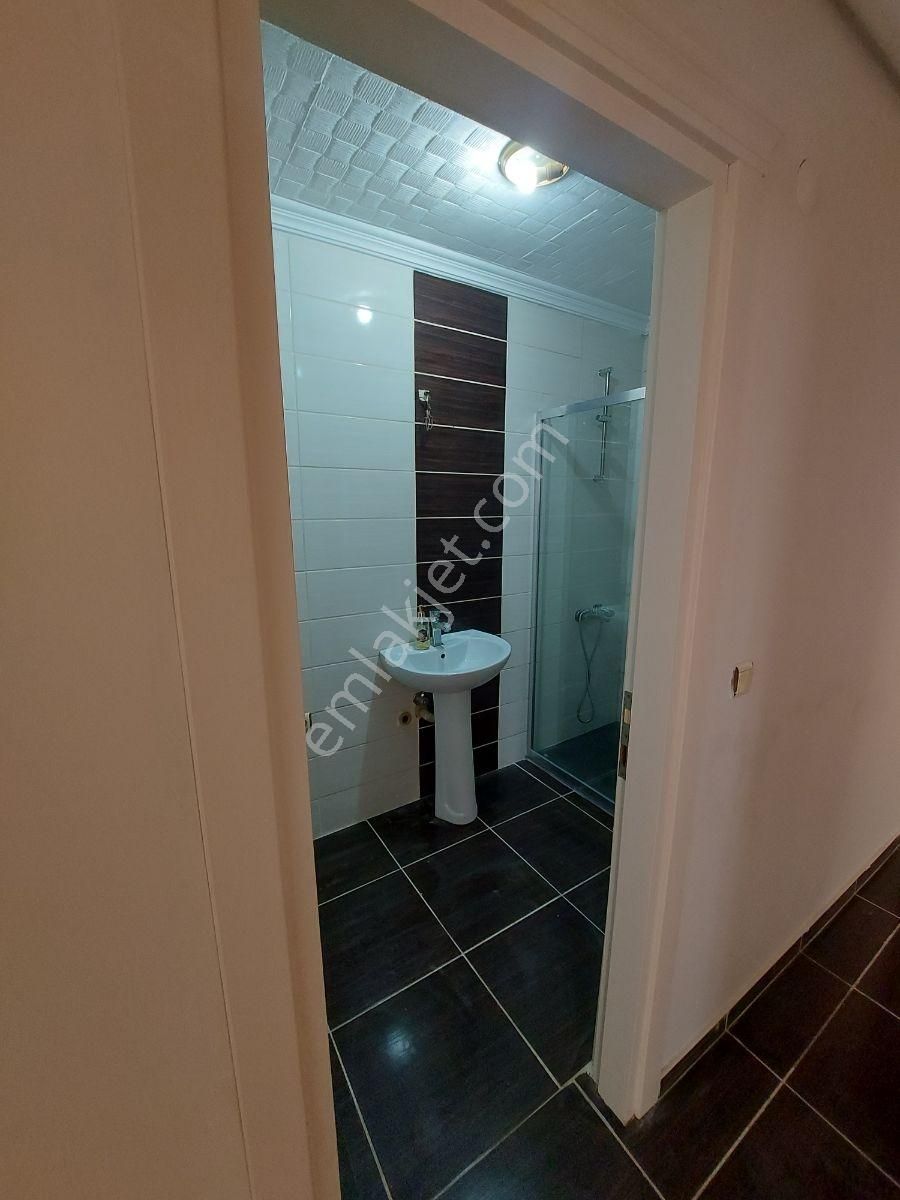 Cumhuriyet Mah. Kiralık: Bahçe Katı & 35 M² Teraslı 2+1 Daire !! - Görsel 25