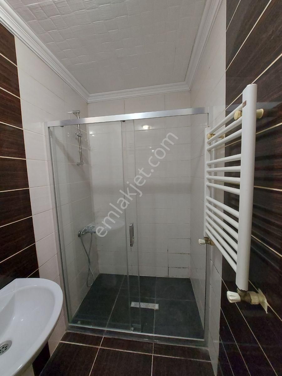 Cumhuriyet Mah. Kiralık: Bahçe Katı & 35 M² Teraslı 2+1 Daire !! - Görsel 32