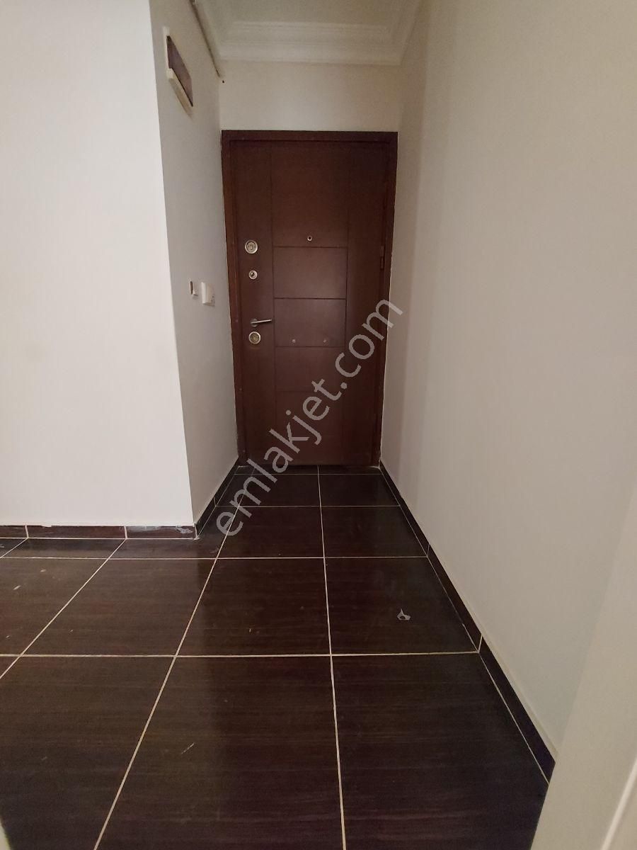 Cumhuriyet Mah. Kiralık: Bahçe Katı & 35 M² Teraslı 2+1 Daire !! - Görsel 27