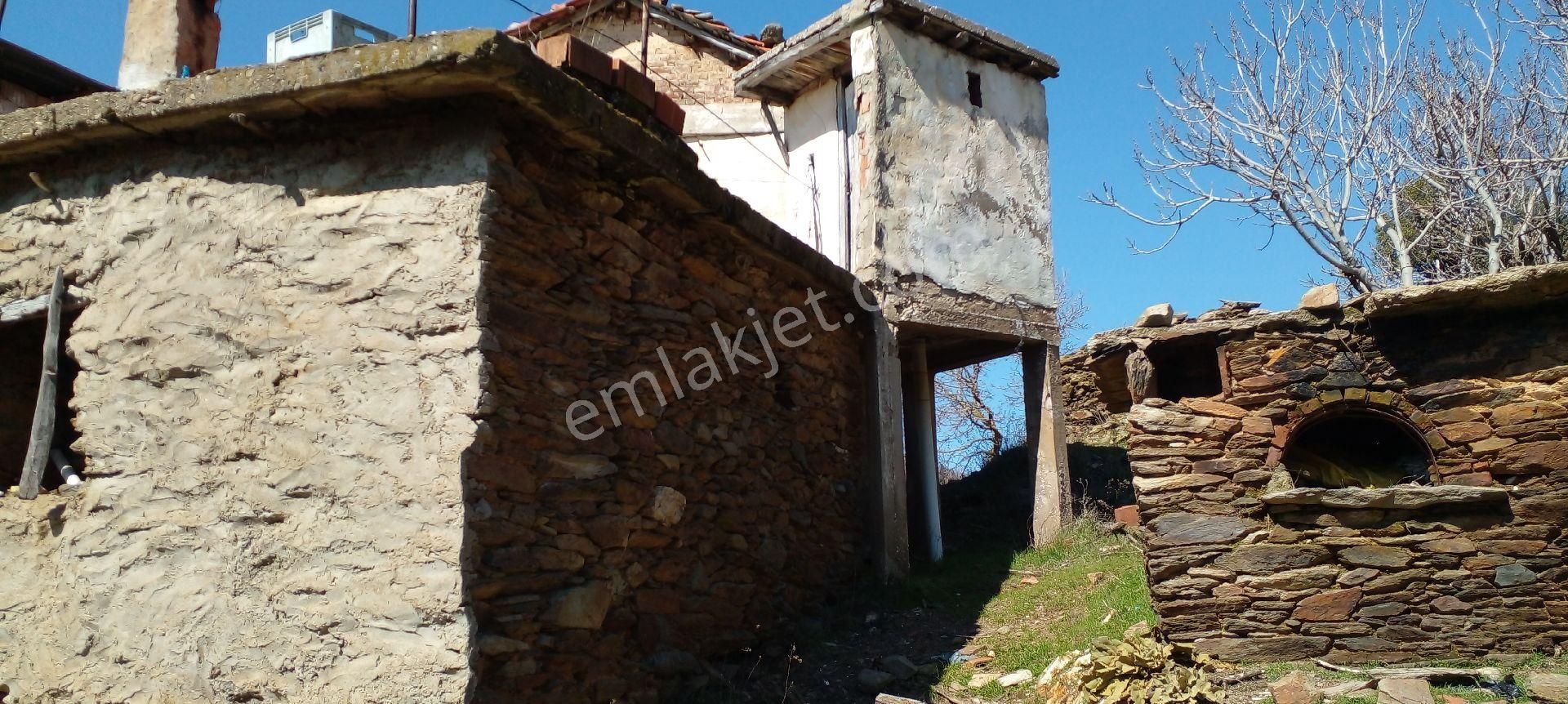 Tire Yamandere Köyü Satılık Kargir Ev Ve Ceviz Bahçesi - Görsel 6