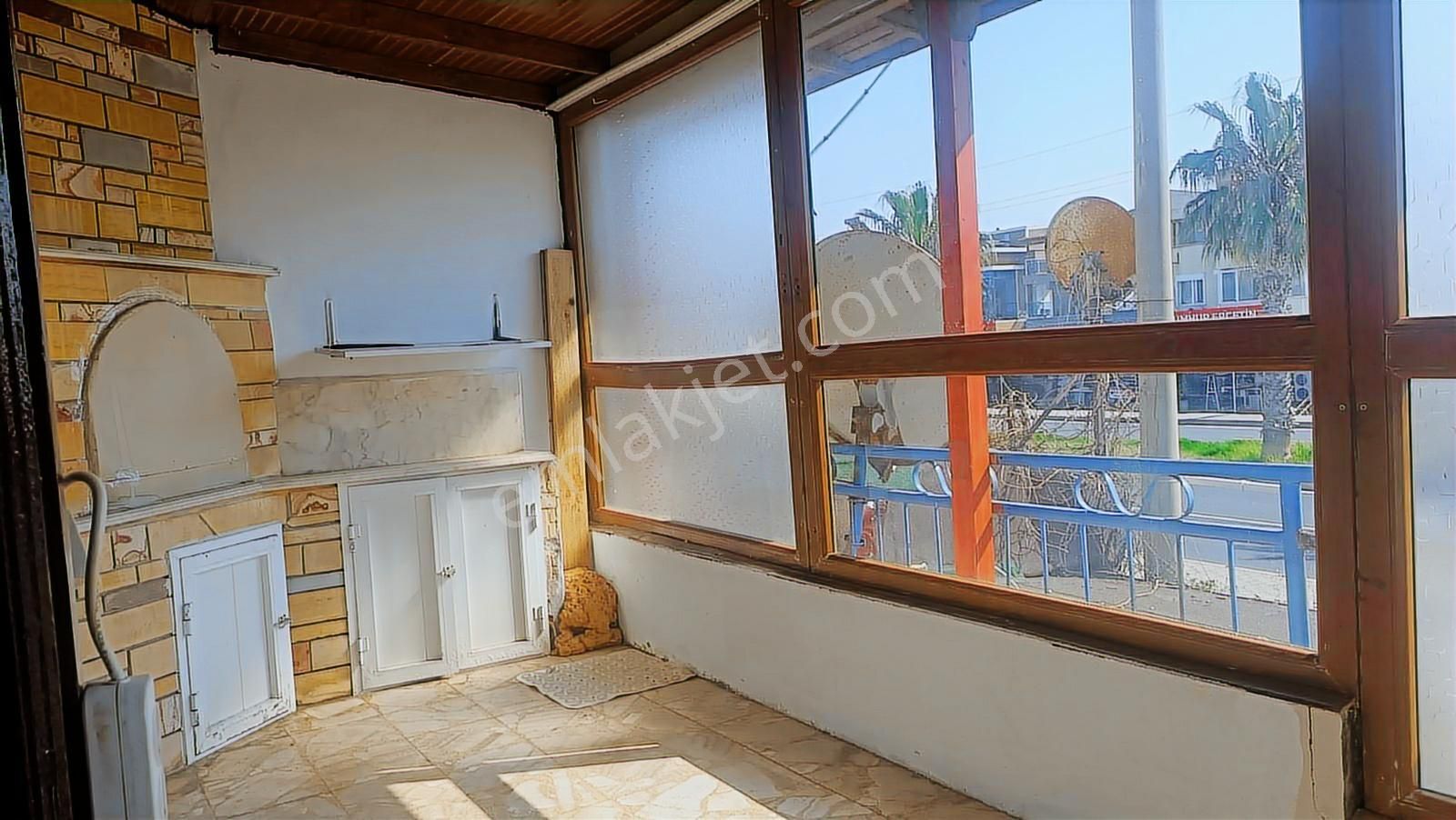 Urla Zeytinalan'da Denize Sıfır 2+1 Kiralık Daire - Görsel 9